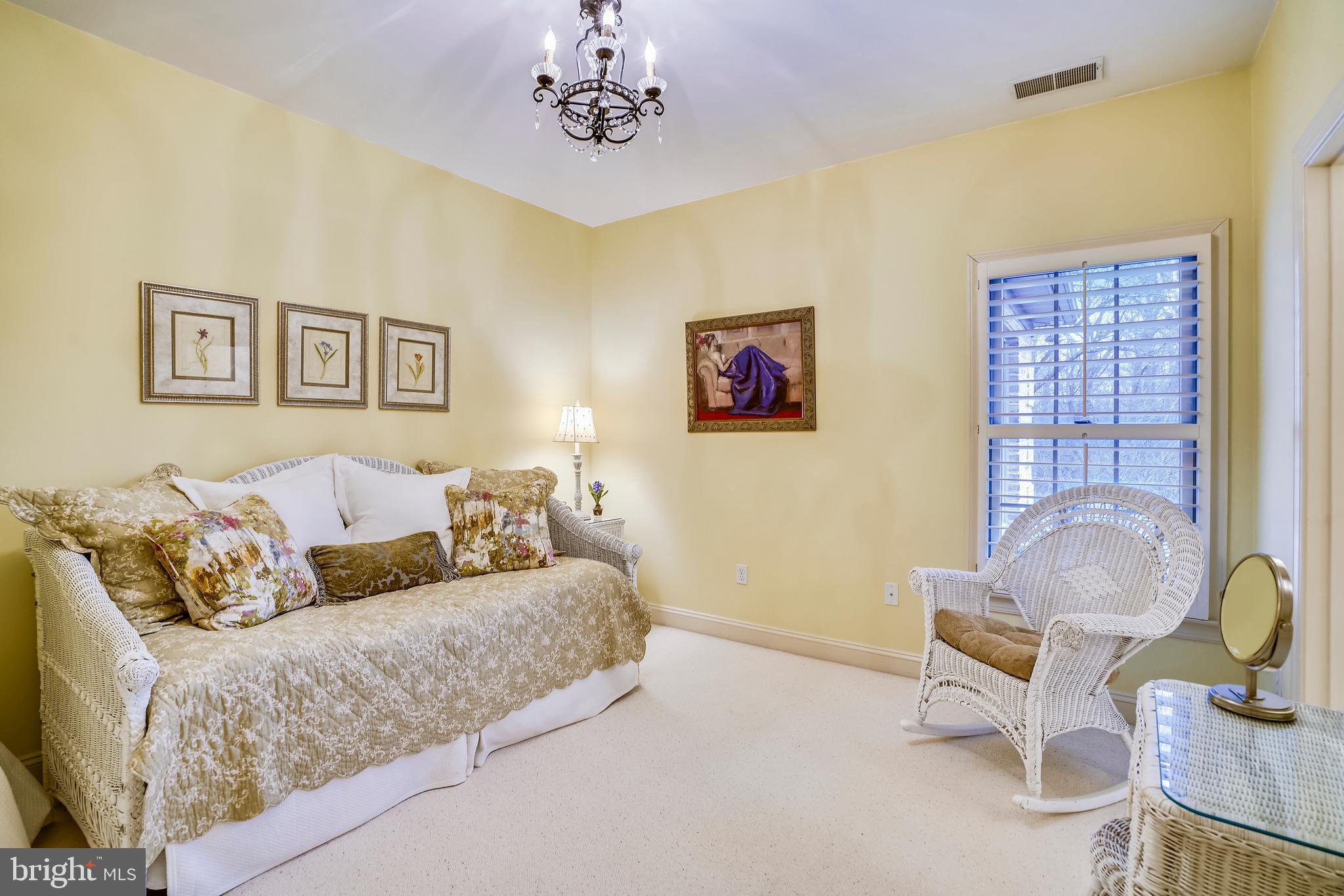 CLAIRMOOR - Residential