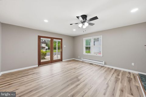 Tiny photo for 755 Main Street, SEWELL, NJ 08080 (MLS # NJGL2069460)