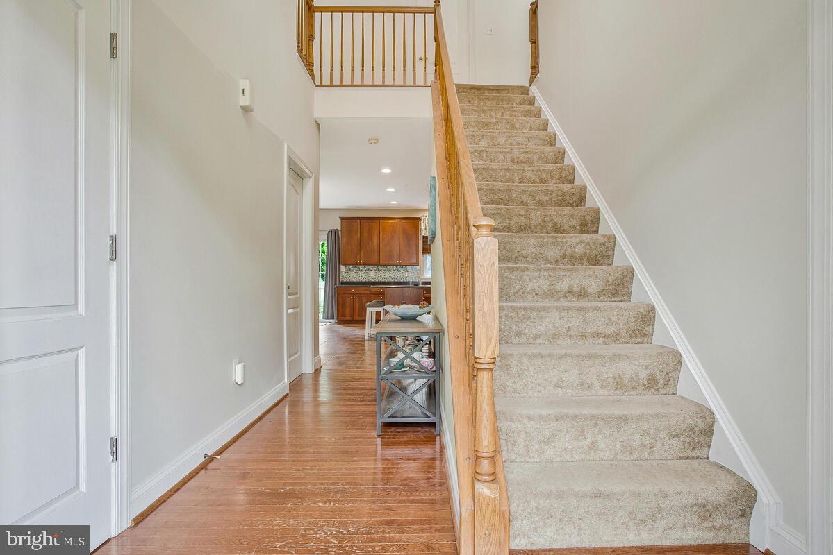 339 LIGHT STREET AVENUE