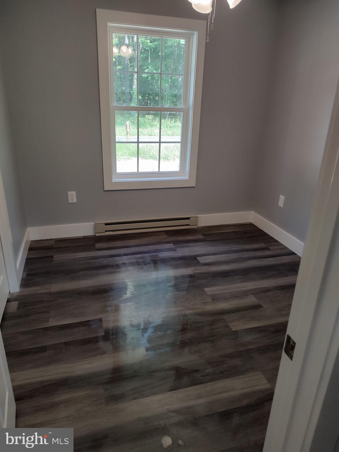 EASTON - Residential Lease