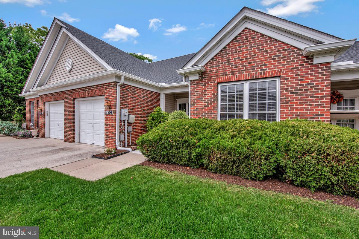 1304 JADE COURT 2