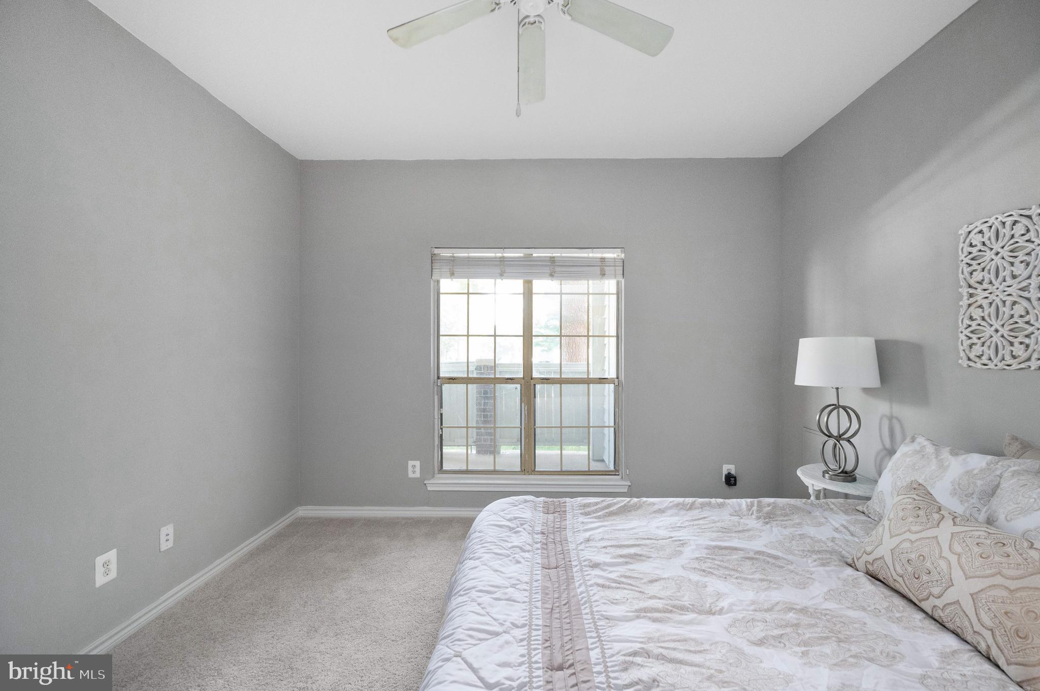 PENDERBROOK SQUARE CONDOMINIUMS - Residential