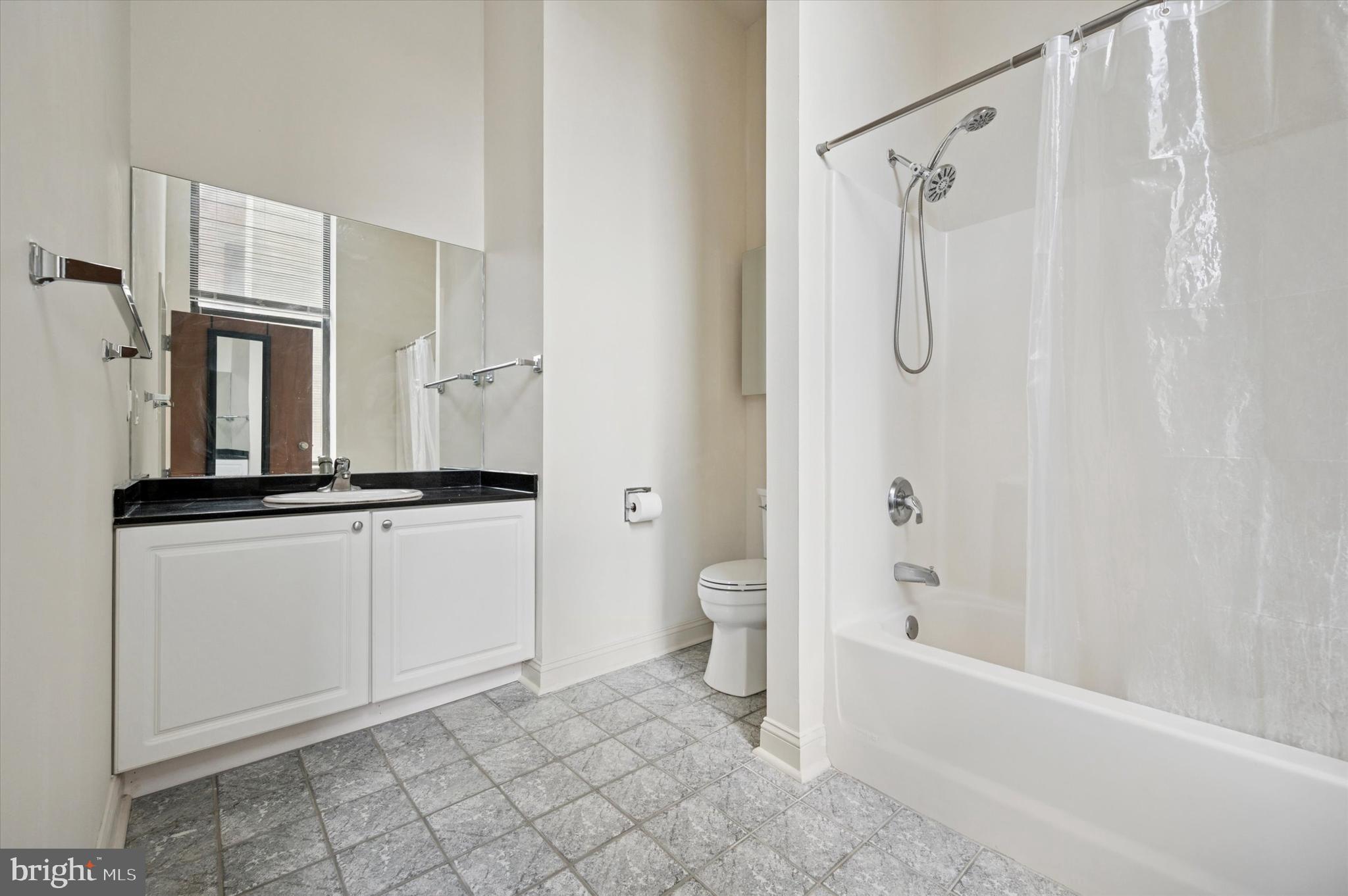 CENTER CITY - Residential