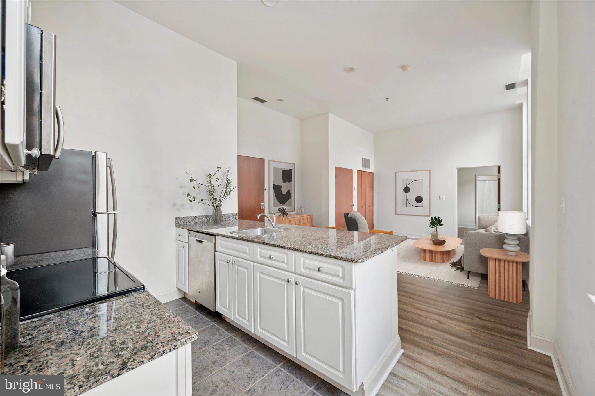 CENTER CITY - Residential