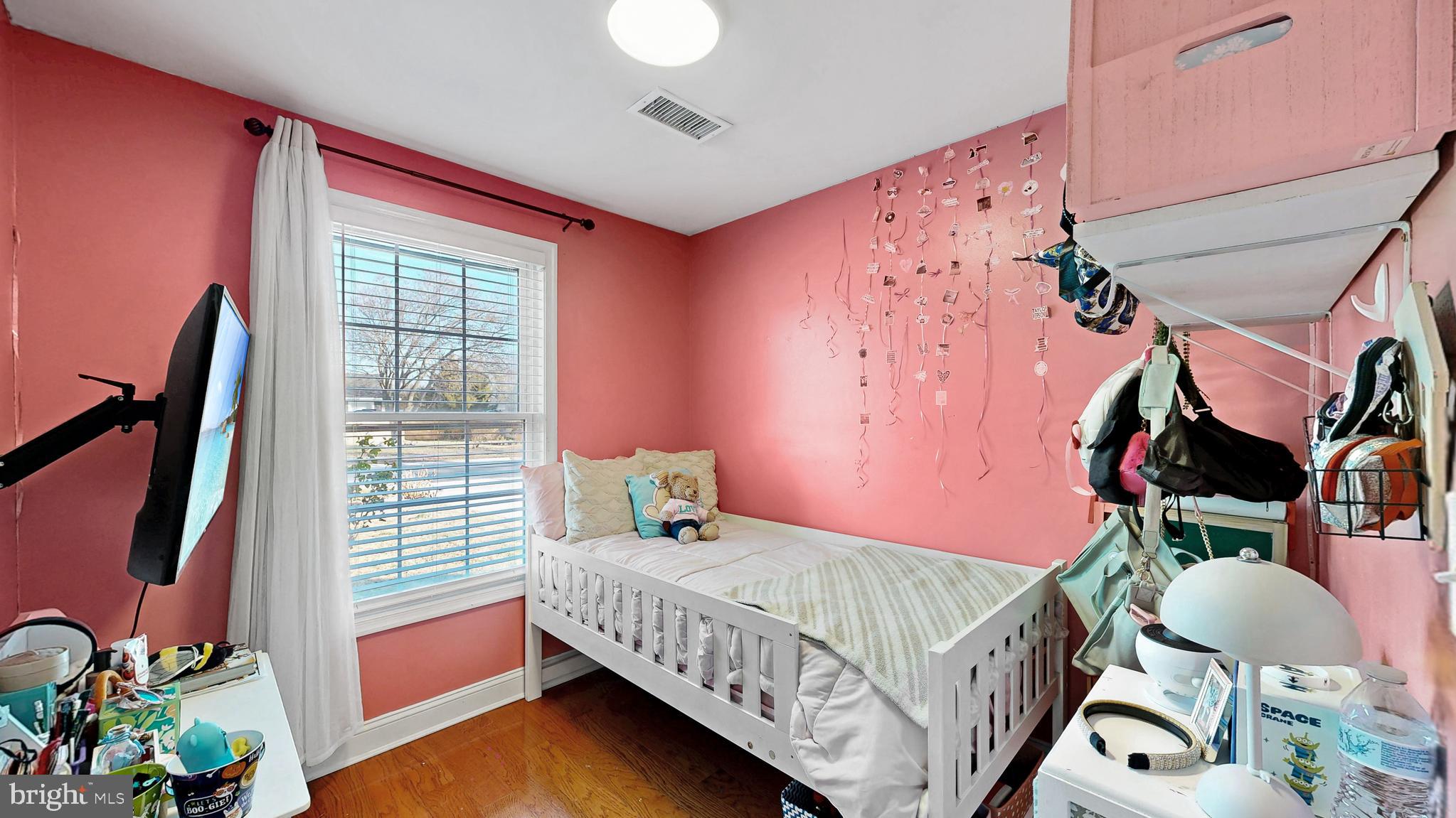 CASTLE HILLS - Residential