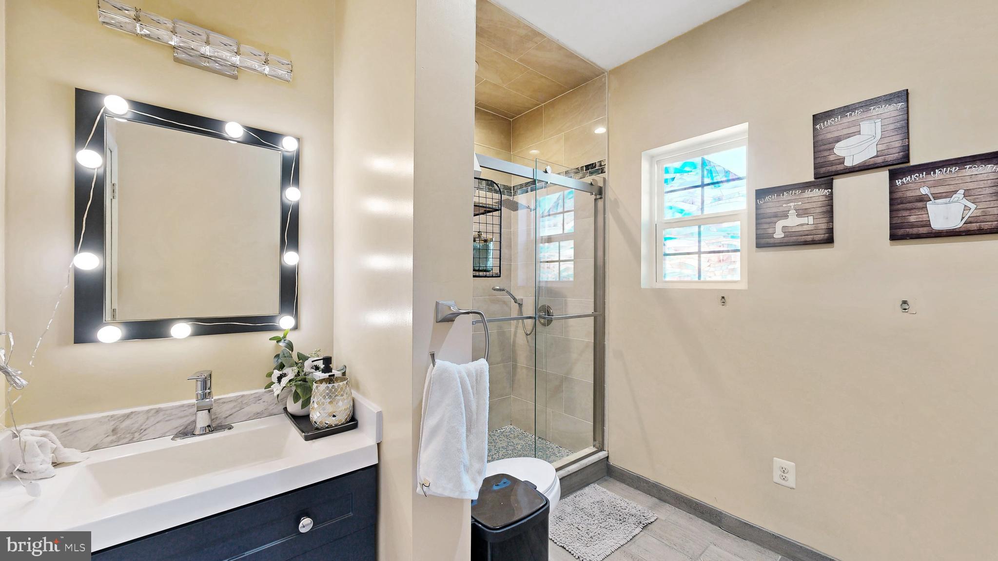 CASTLE HILLS - Residential