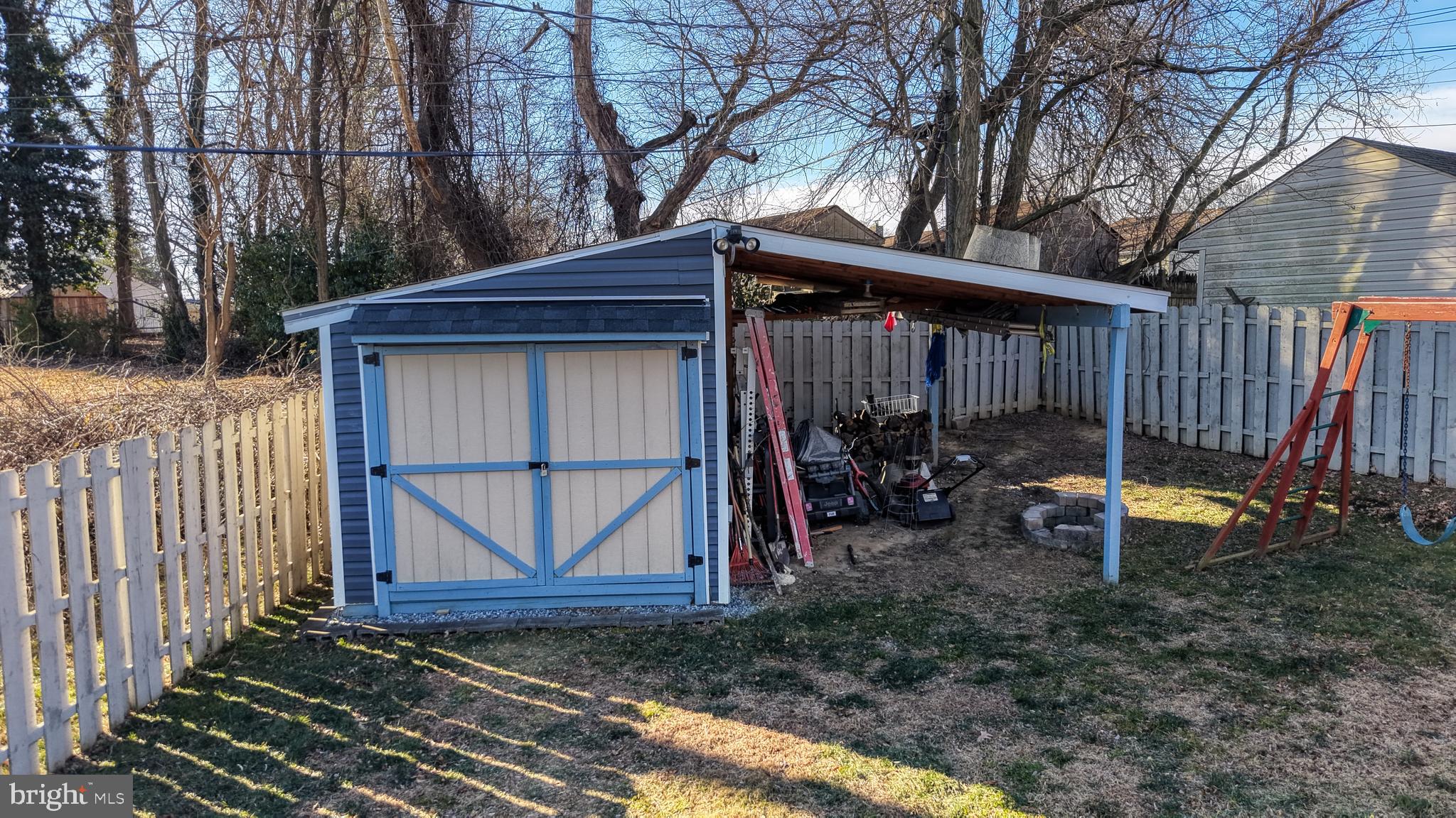 CASTLE HILLS - Residential