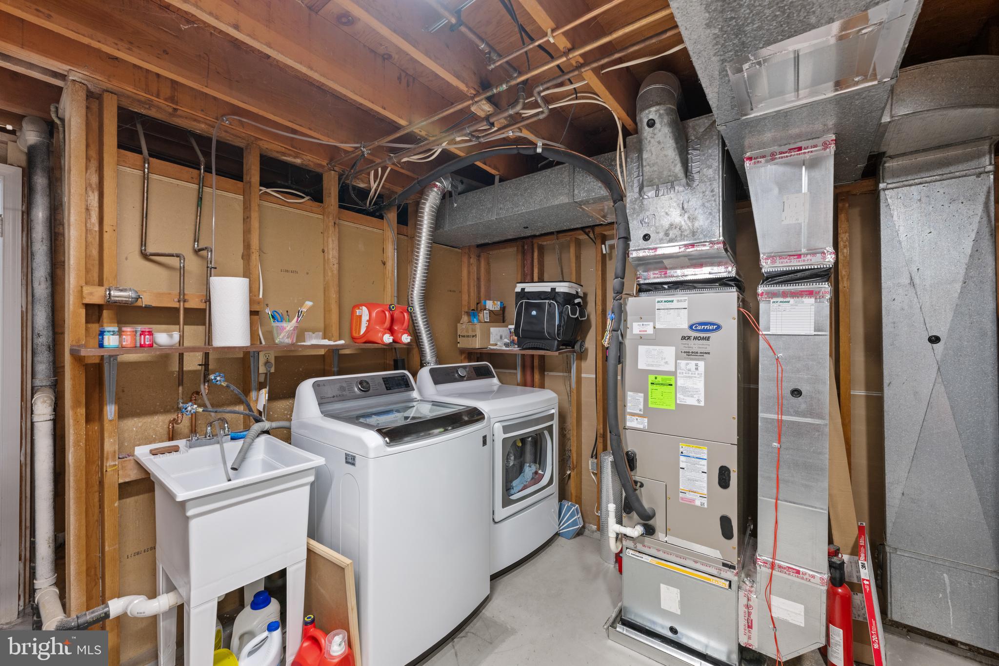 ROCKSHIRE TOWNHOMES - Residential