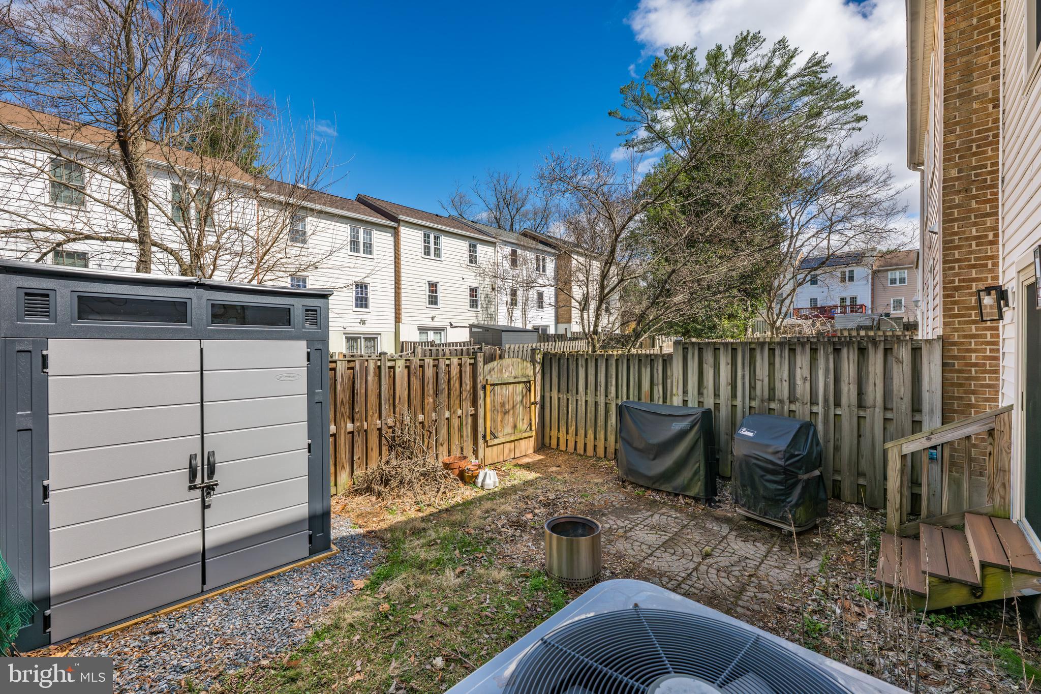 ROCKSHIRE TOWNHOMES - Residential