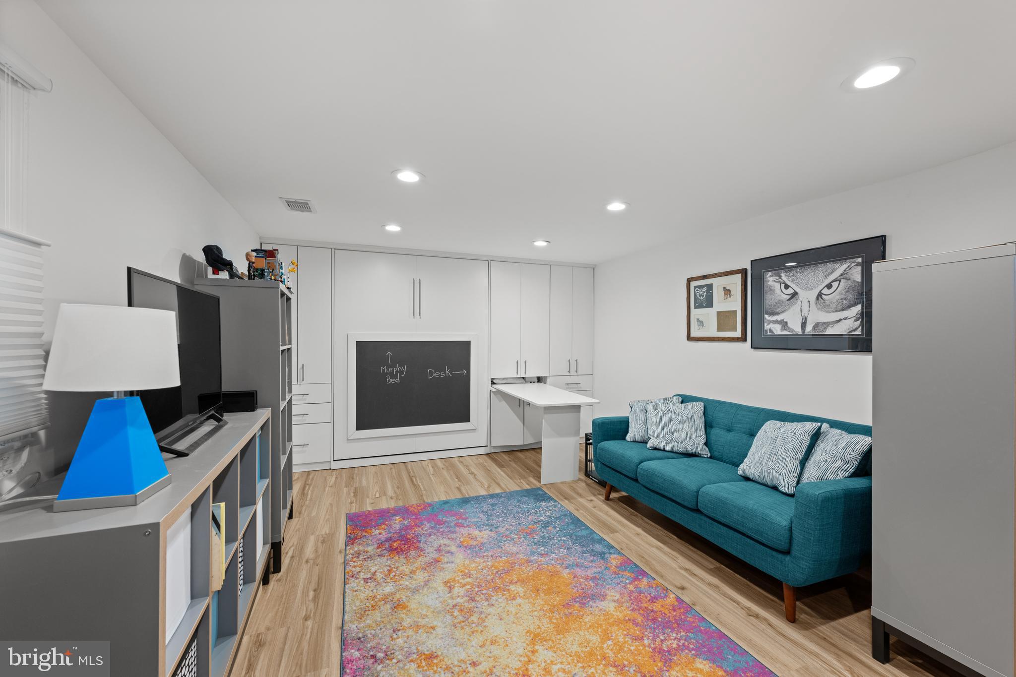 ROCKSHIRE TOWNHOMES - Residential