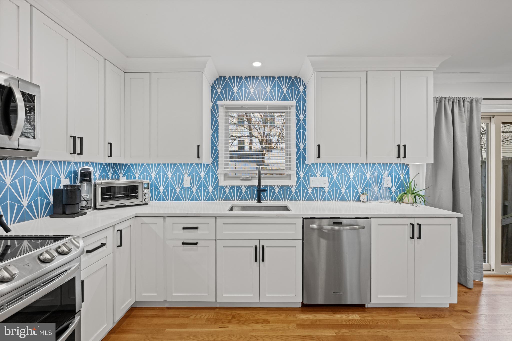 ROCKSHIRE TOWNHOMES - Residential