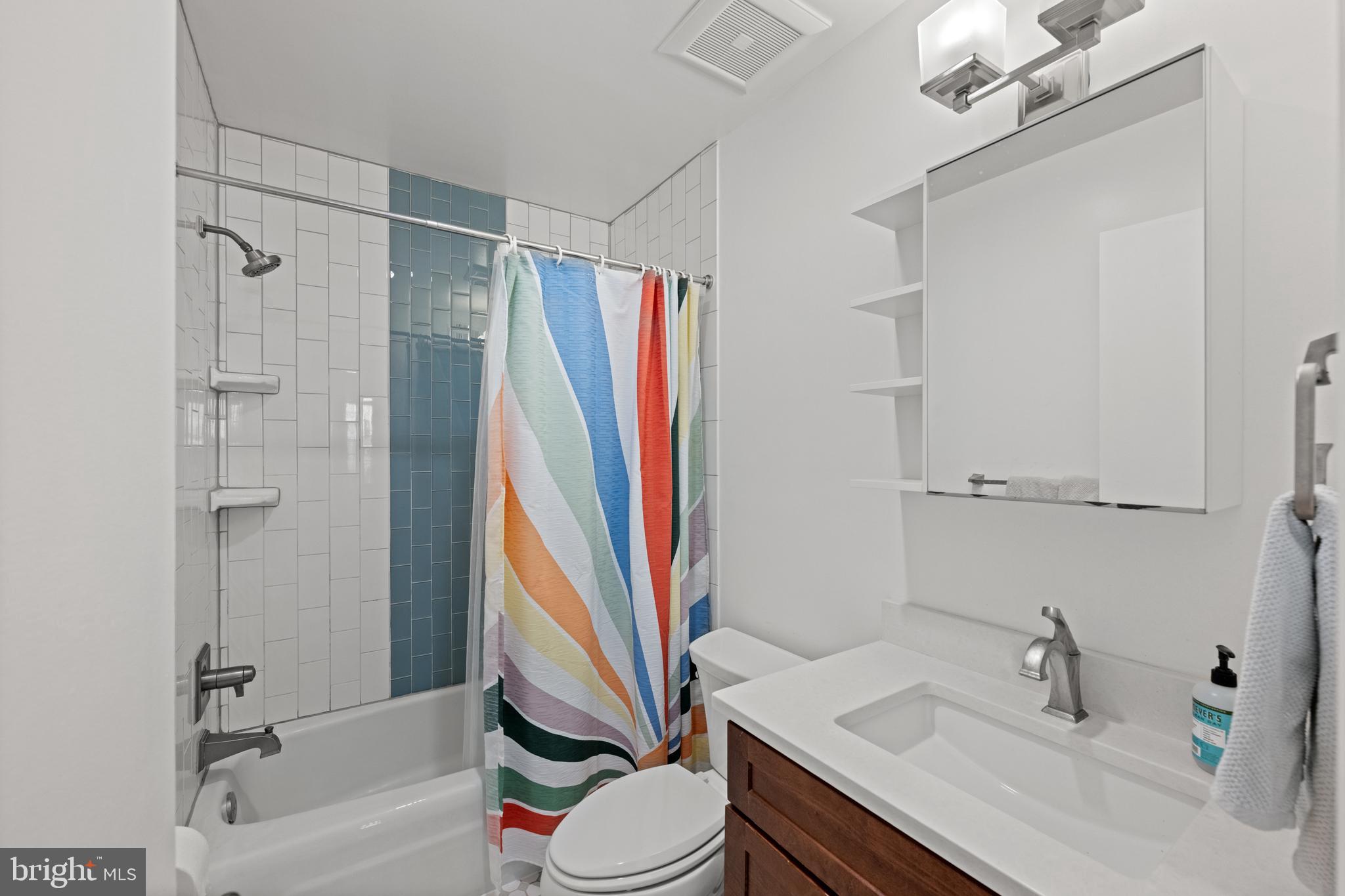 ROCKSHIRE TOWNHOMES - Residential