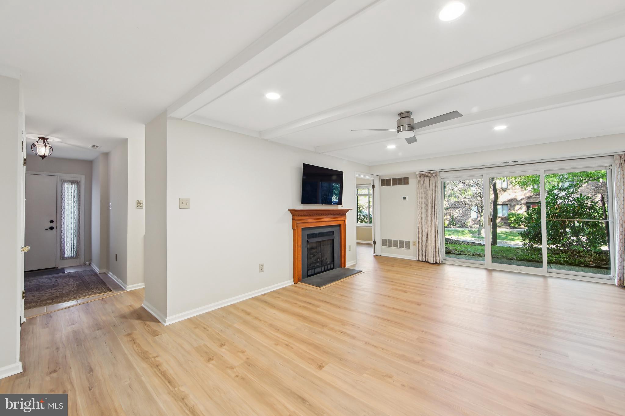 MOUNTAINVIEW/CHSTR - Residential