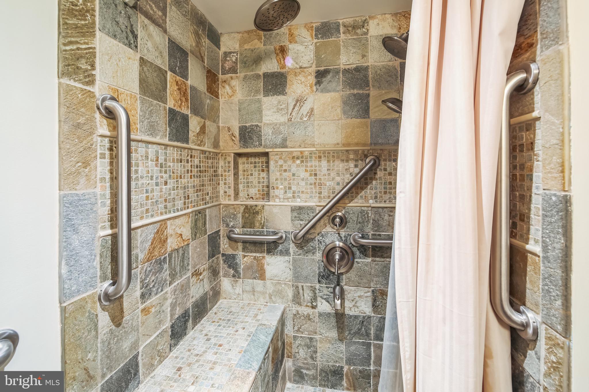 MOUNTAINVIEW/CHSTR - Residential