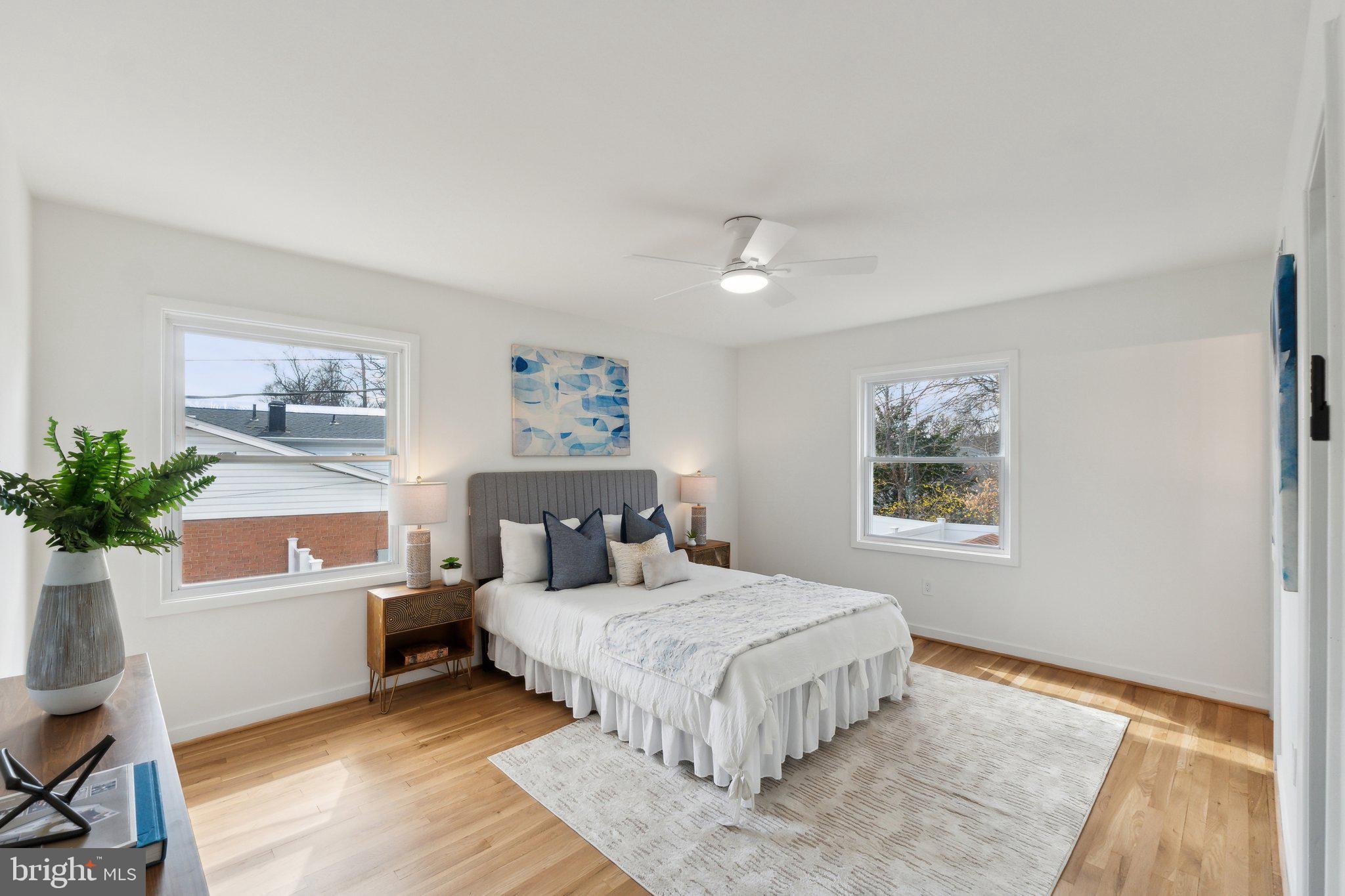 MANOR WOODS - Residential