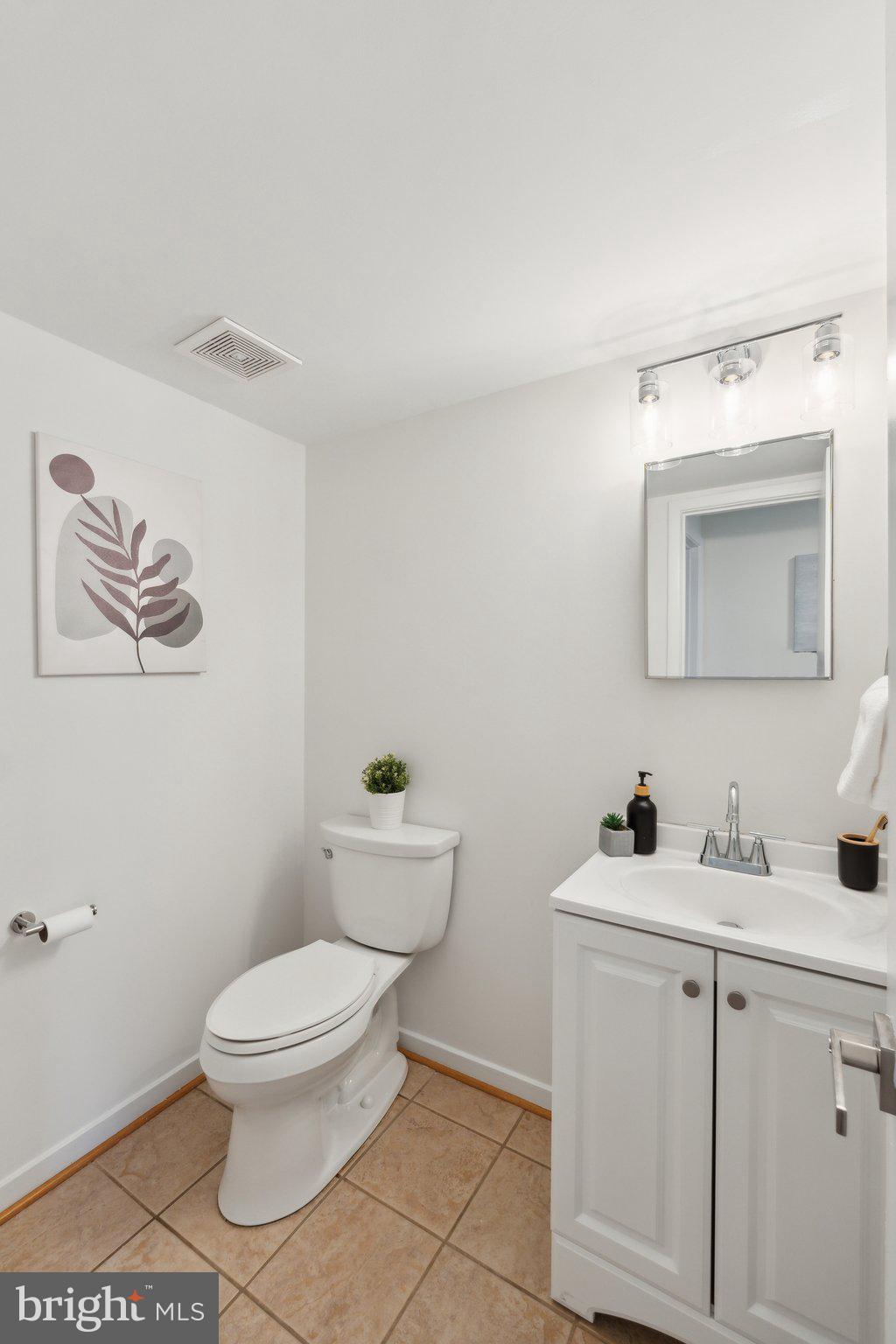 MANOR WOODS - Residential