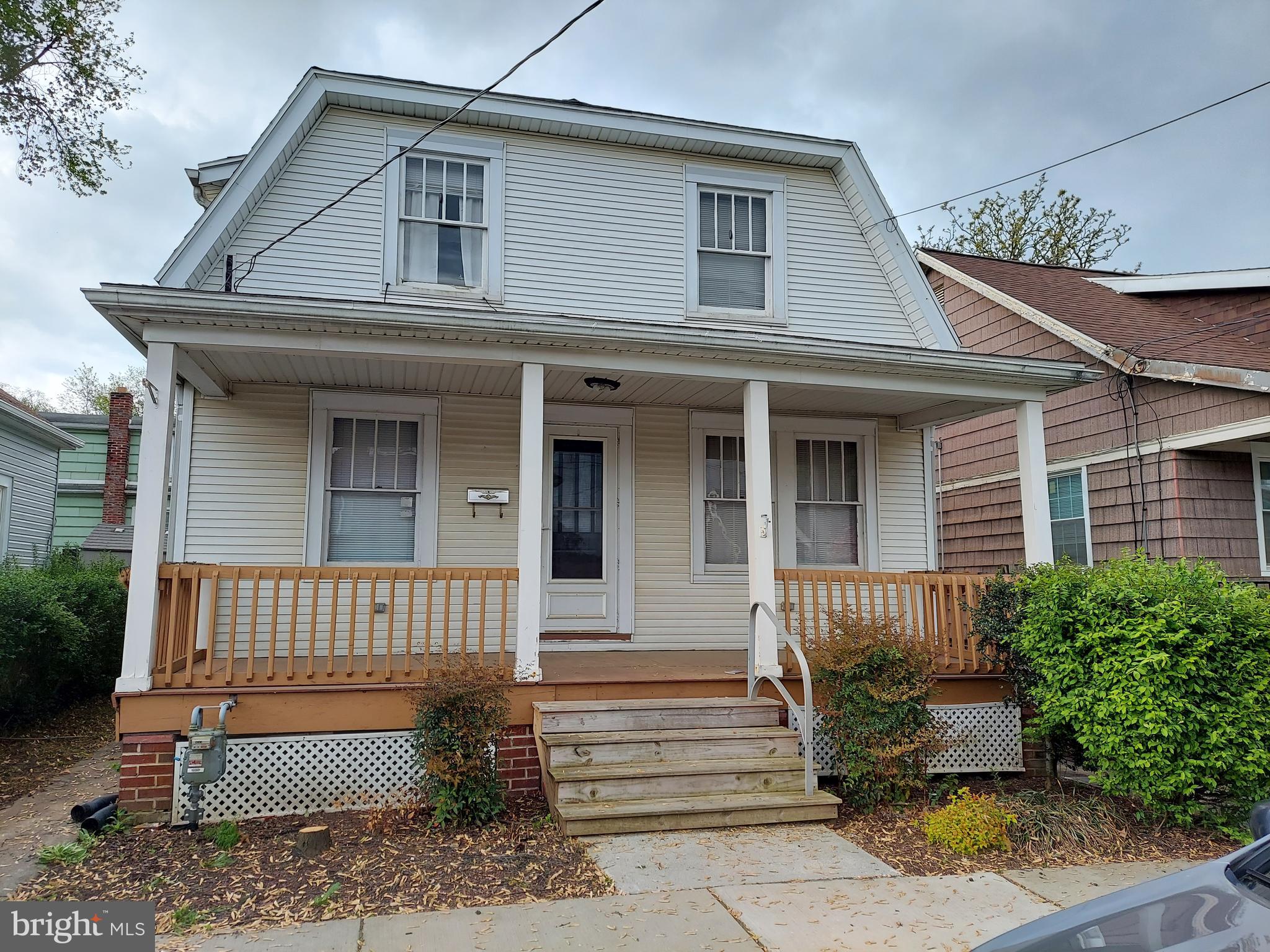 BOUNDARY AVE - Residential Lease