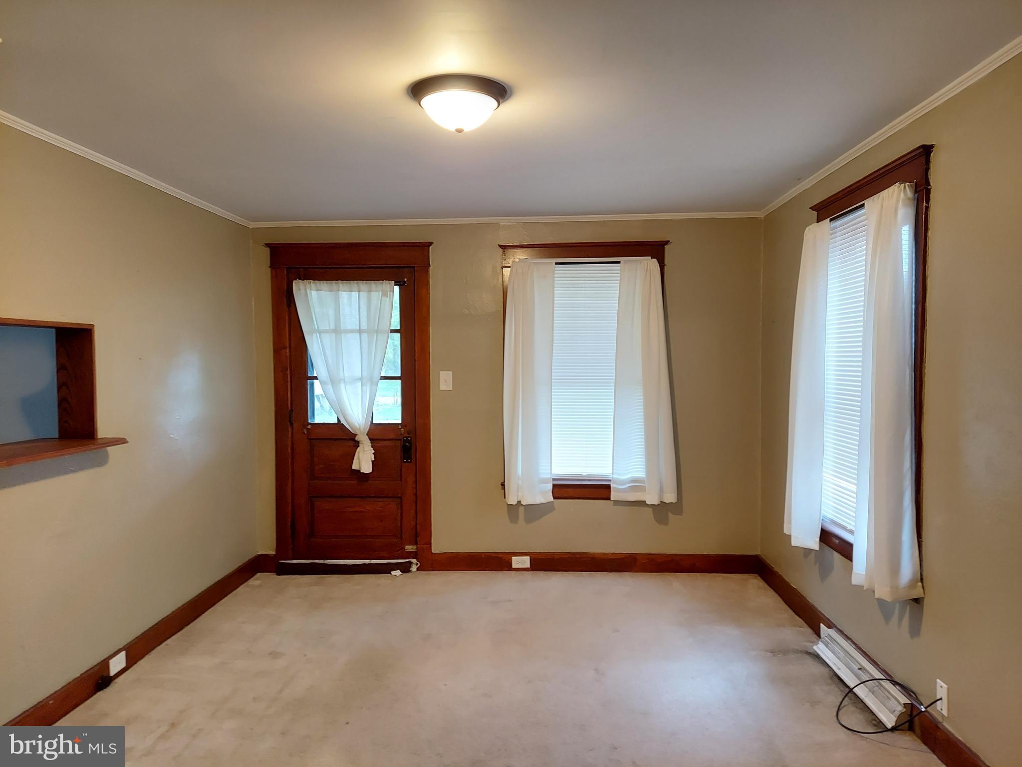 BOUNDARY AVE - Residential Lease