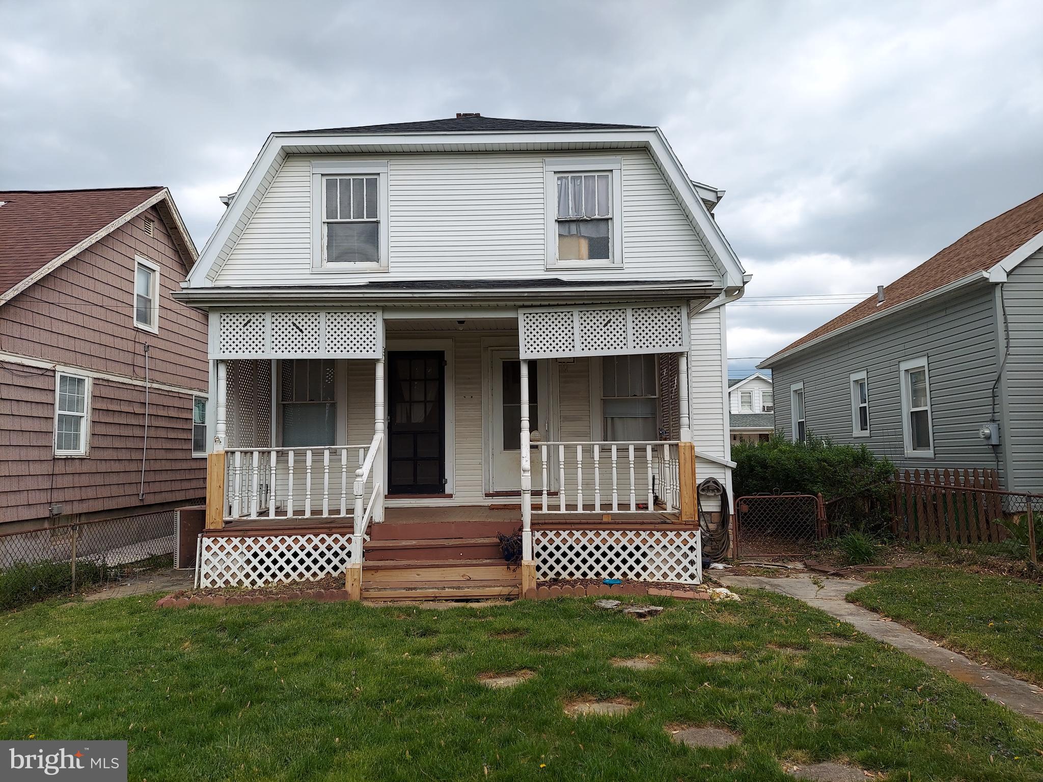 BOUNDARY AVE - Residential Lease