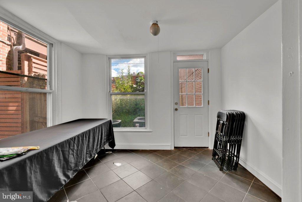 WYMAN PARK HAMPDEN - Residential