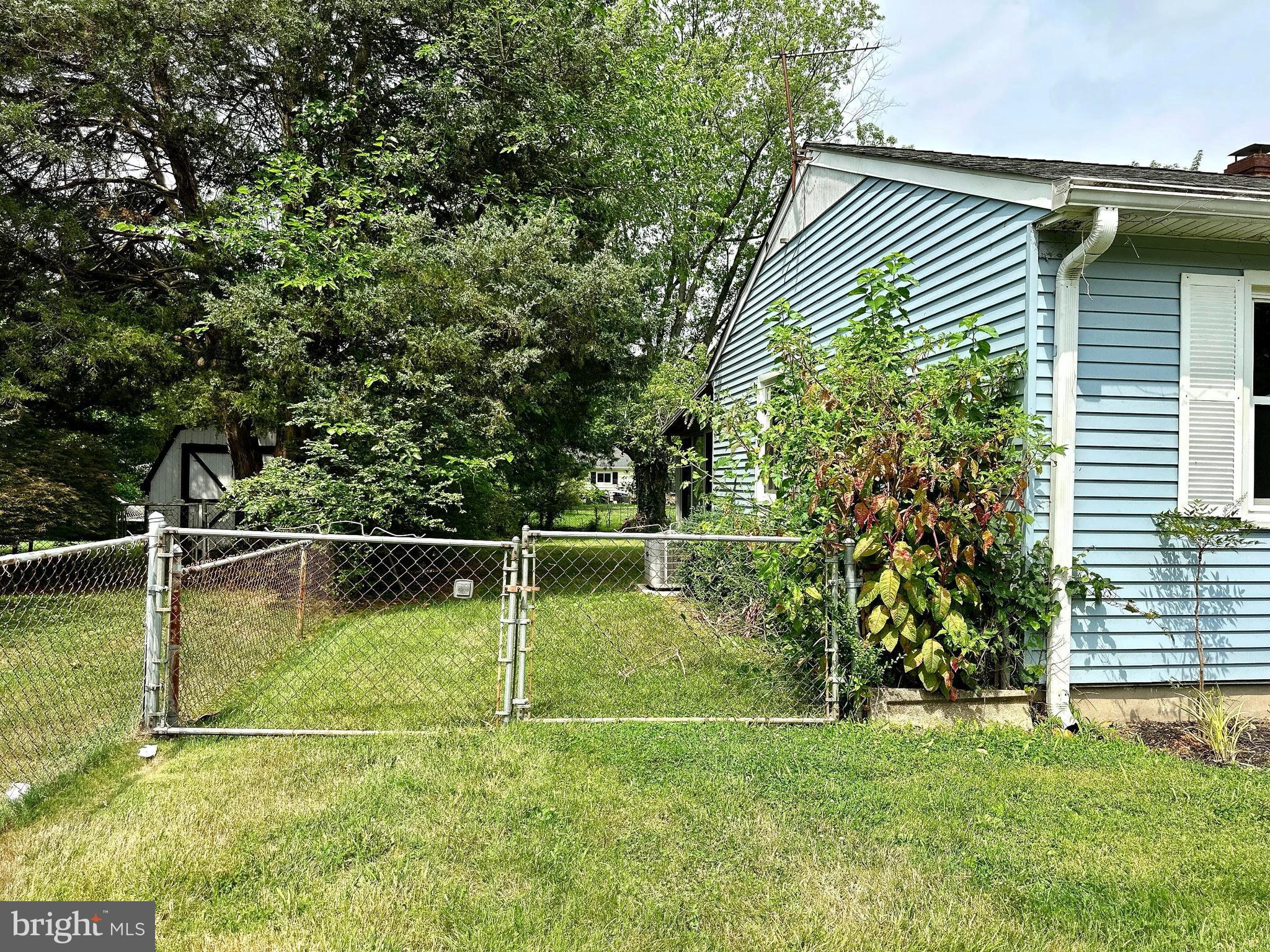 KINGS COLONY - Residential Lease