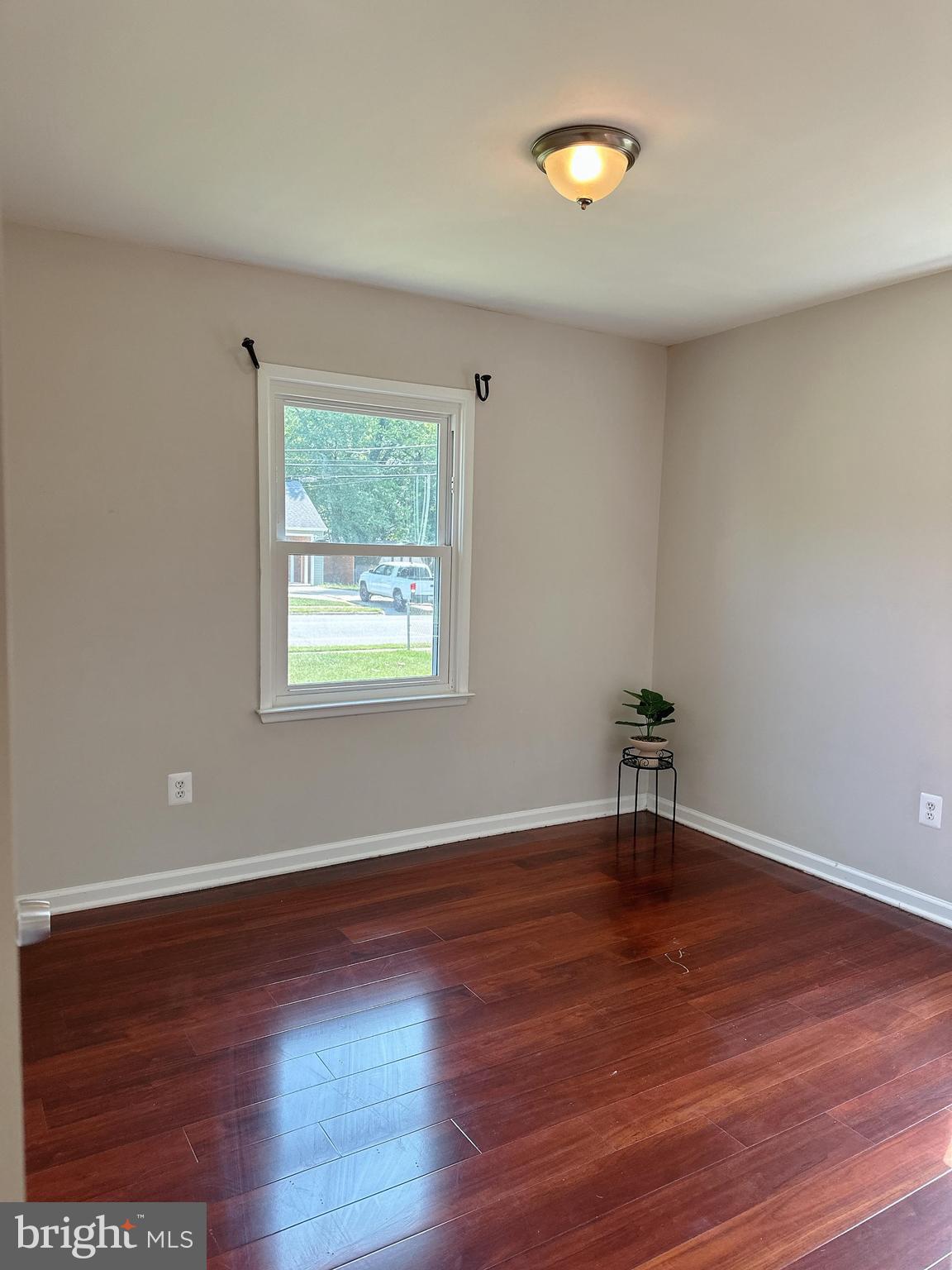 KINGS COLONY - Residential Lease