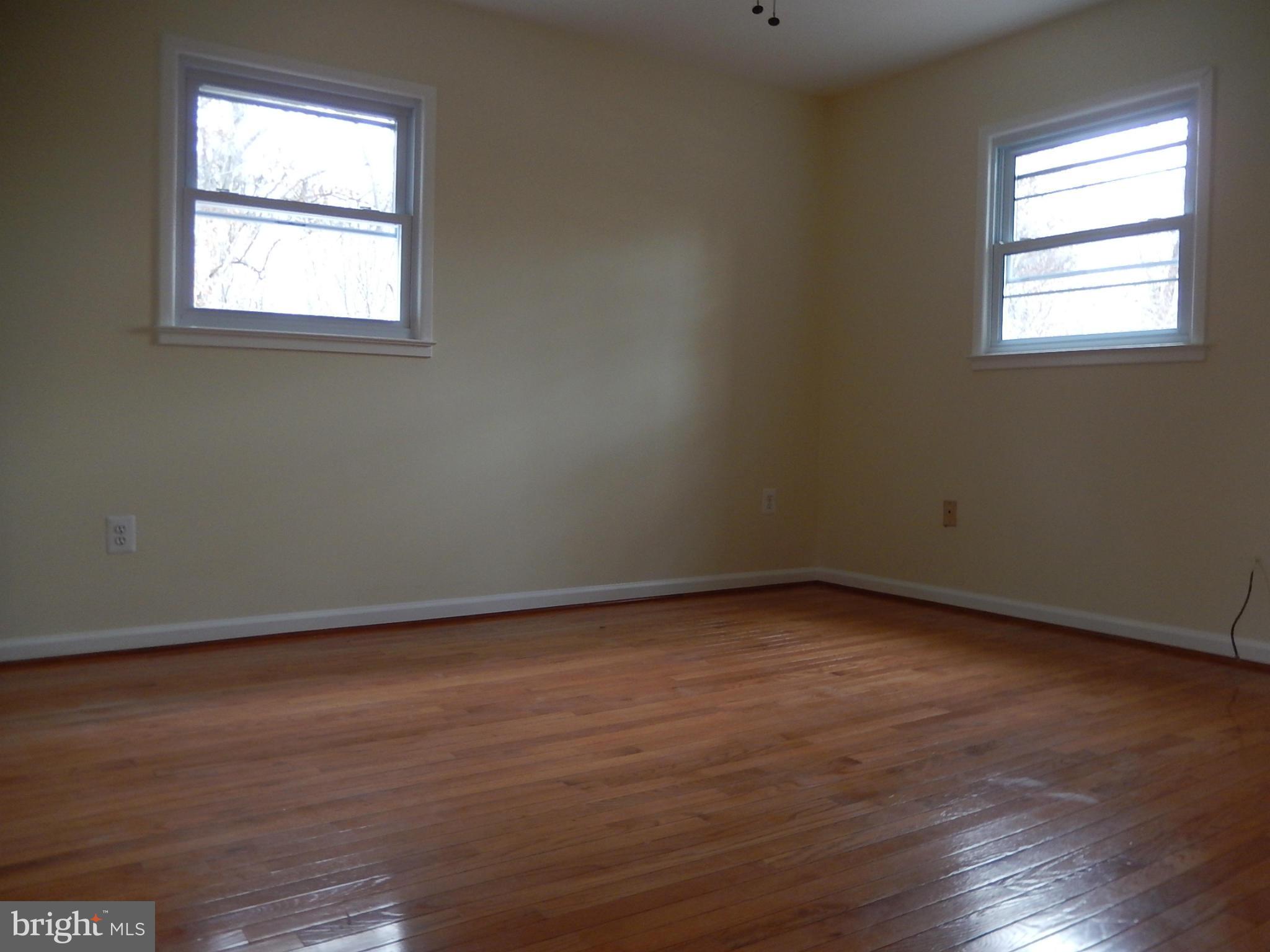 DALE CITY - Residential Lease