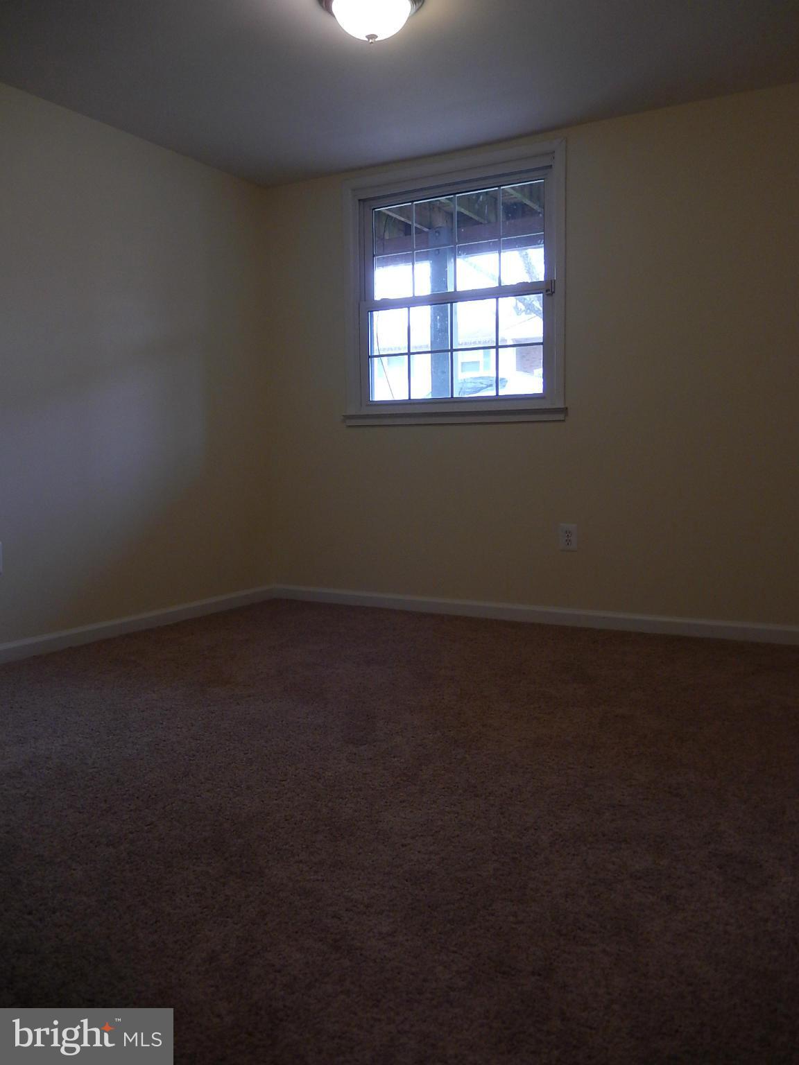 DALE CITY - Residential Lease