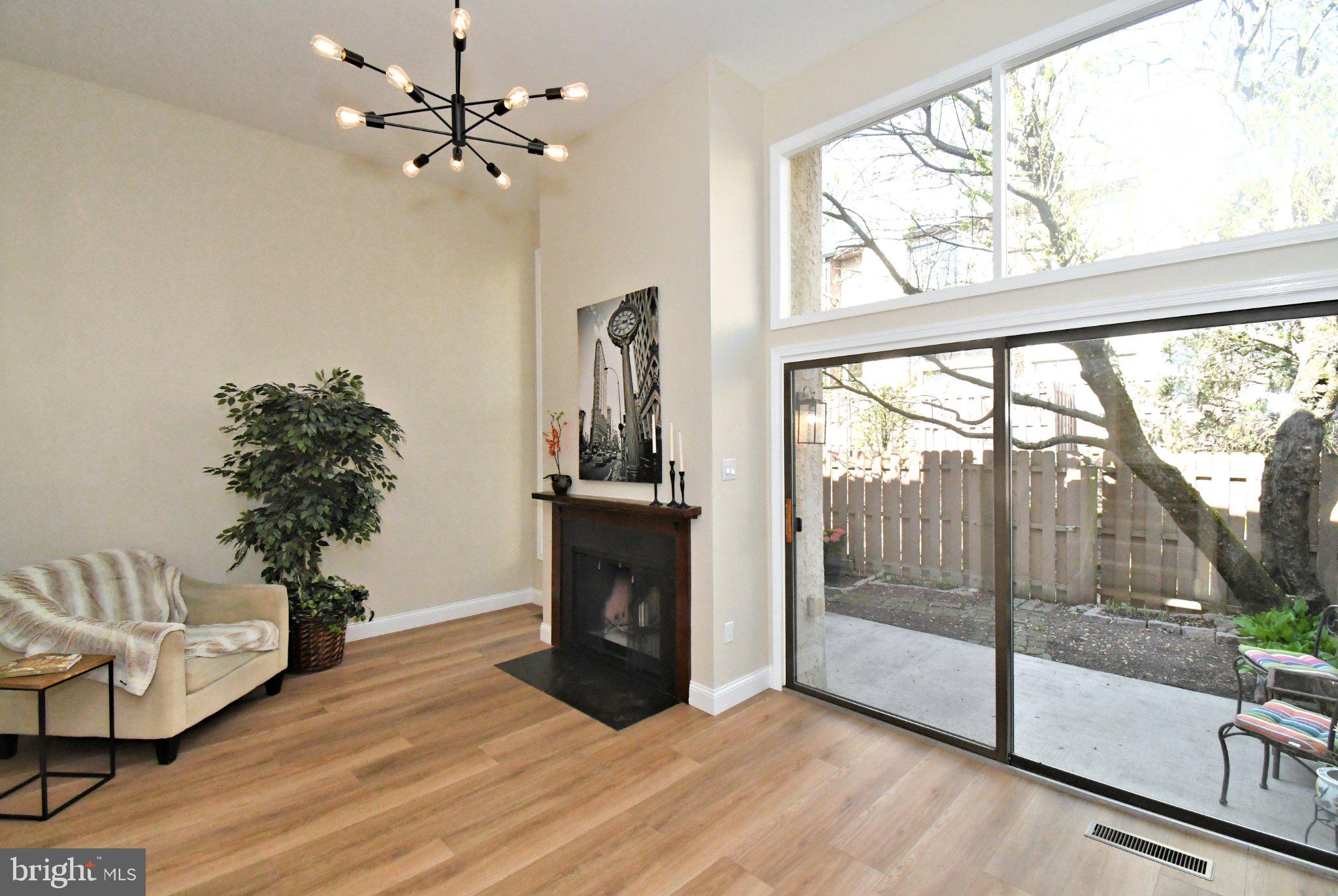 CHESTNUT GROVE - Residential