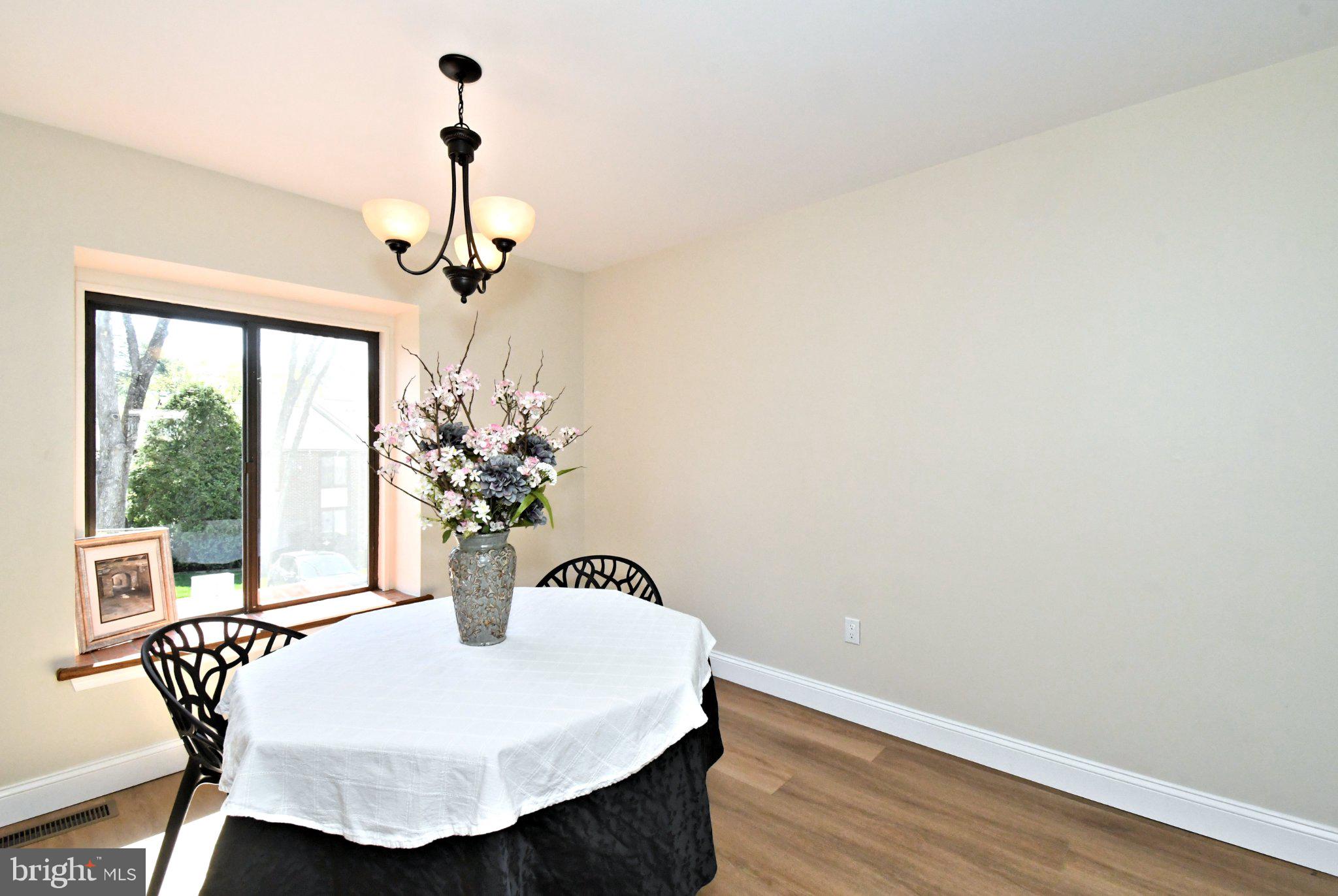 CHESTNUT GROVE - Residential