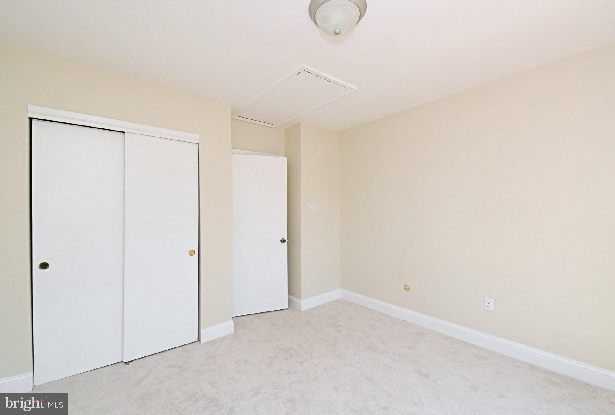 CHESTNUT GROVE - Residential