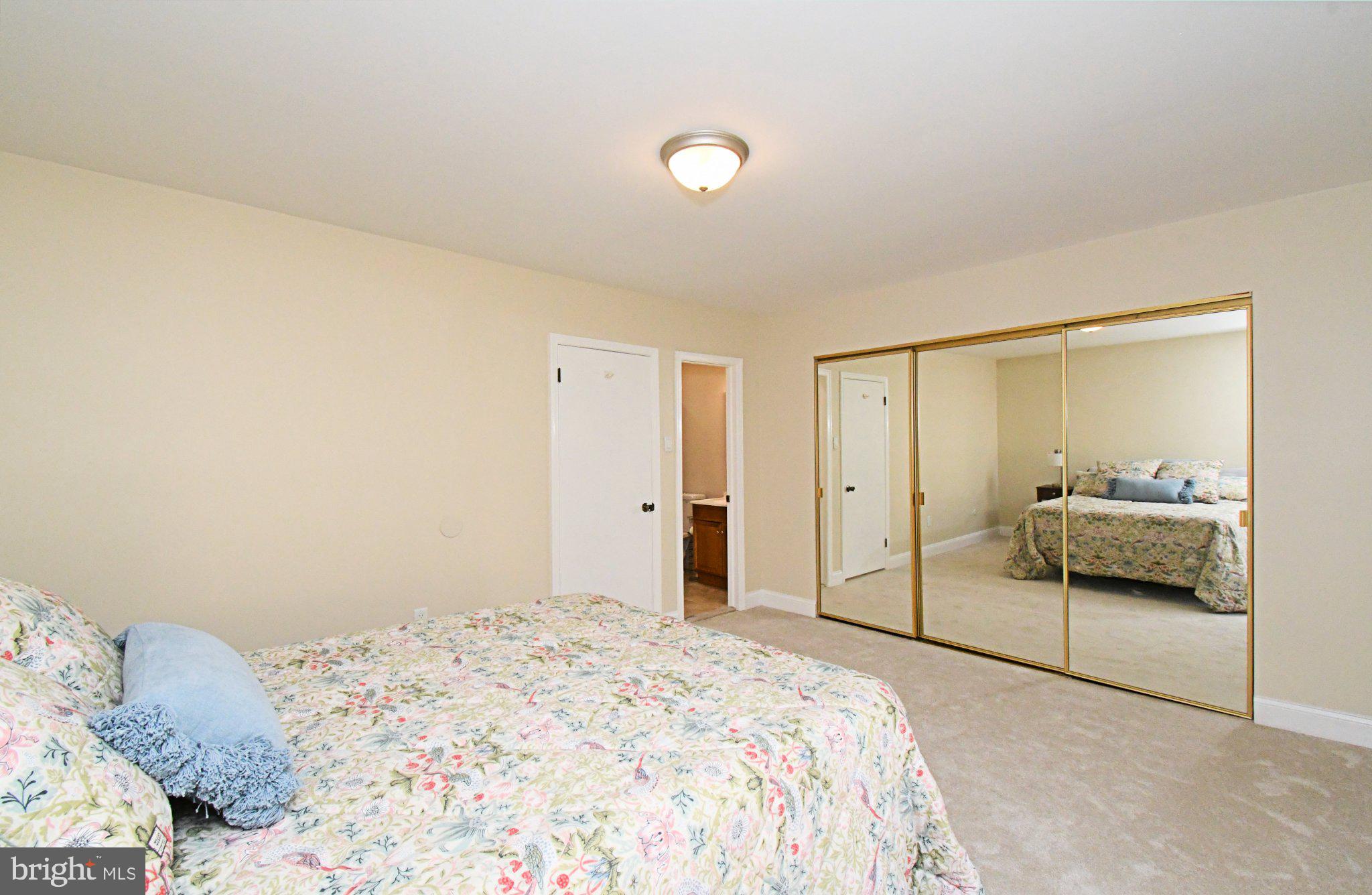 CHESTNUT GROVE - Residential