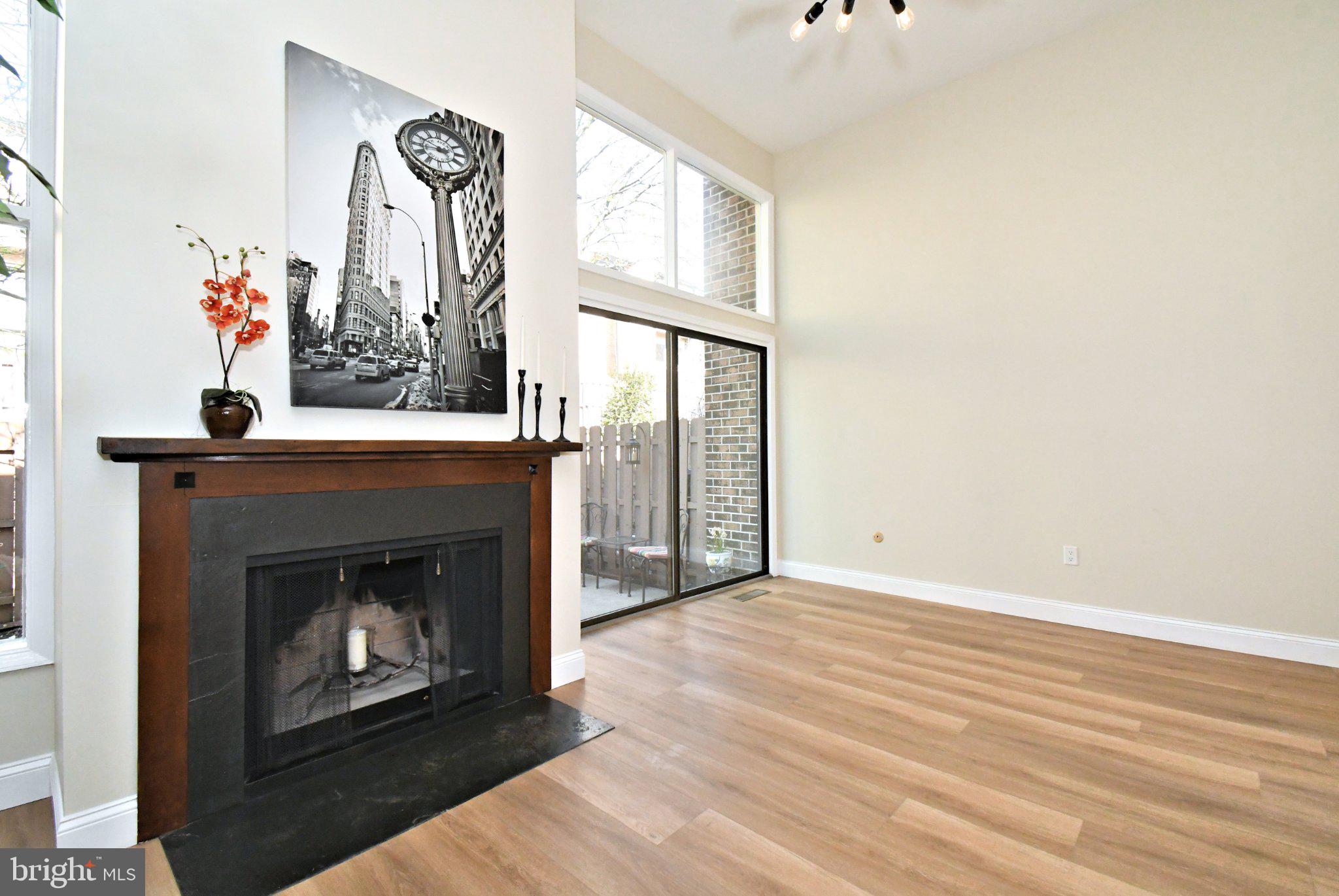 CHESTNUT GROVE - Residential