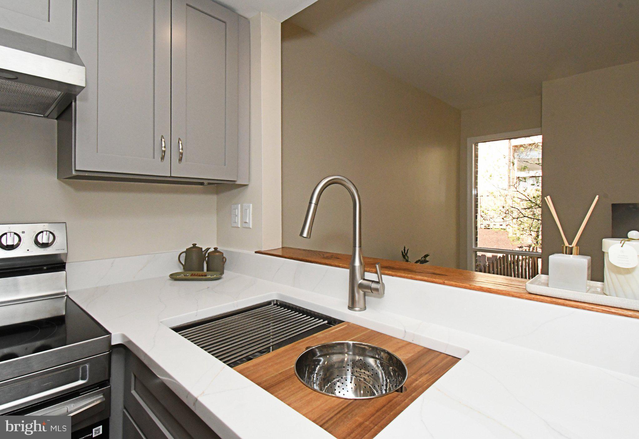 CHESTNUT GROVE - Residential