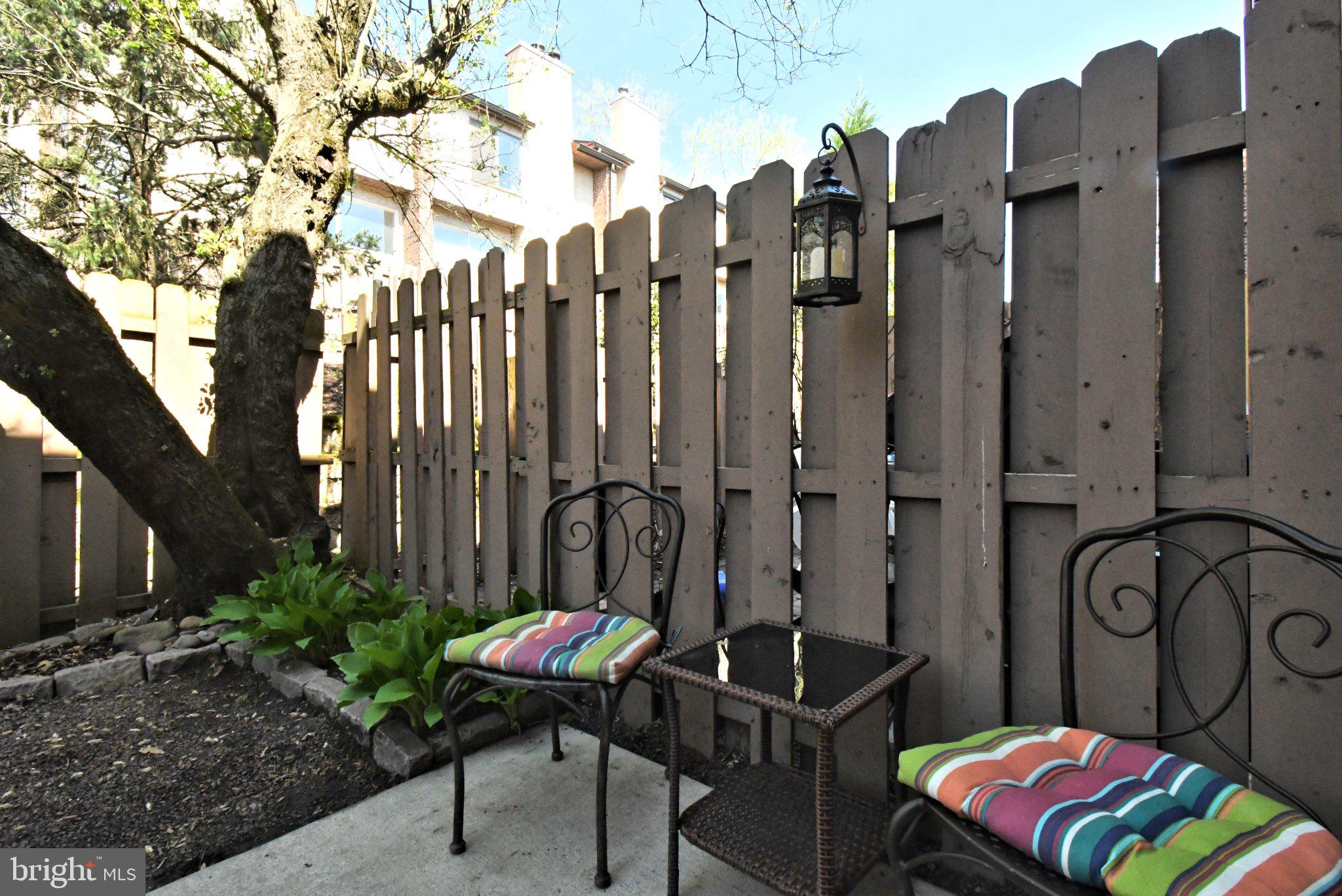 CHESTNUT GROVE - Residential