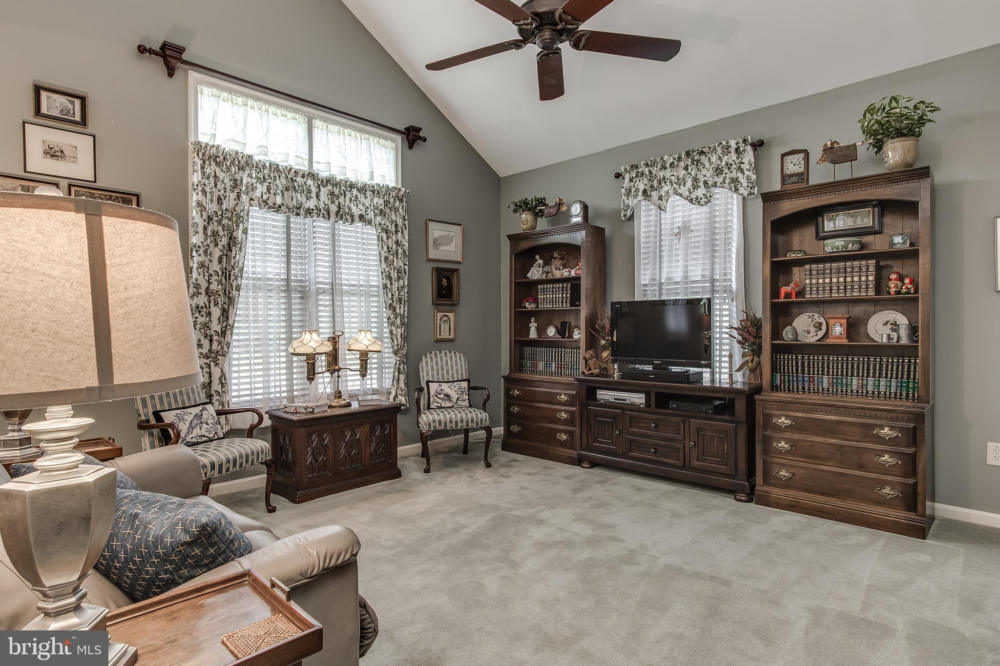 GREENWICH PARK - Residential