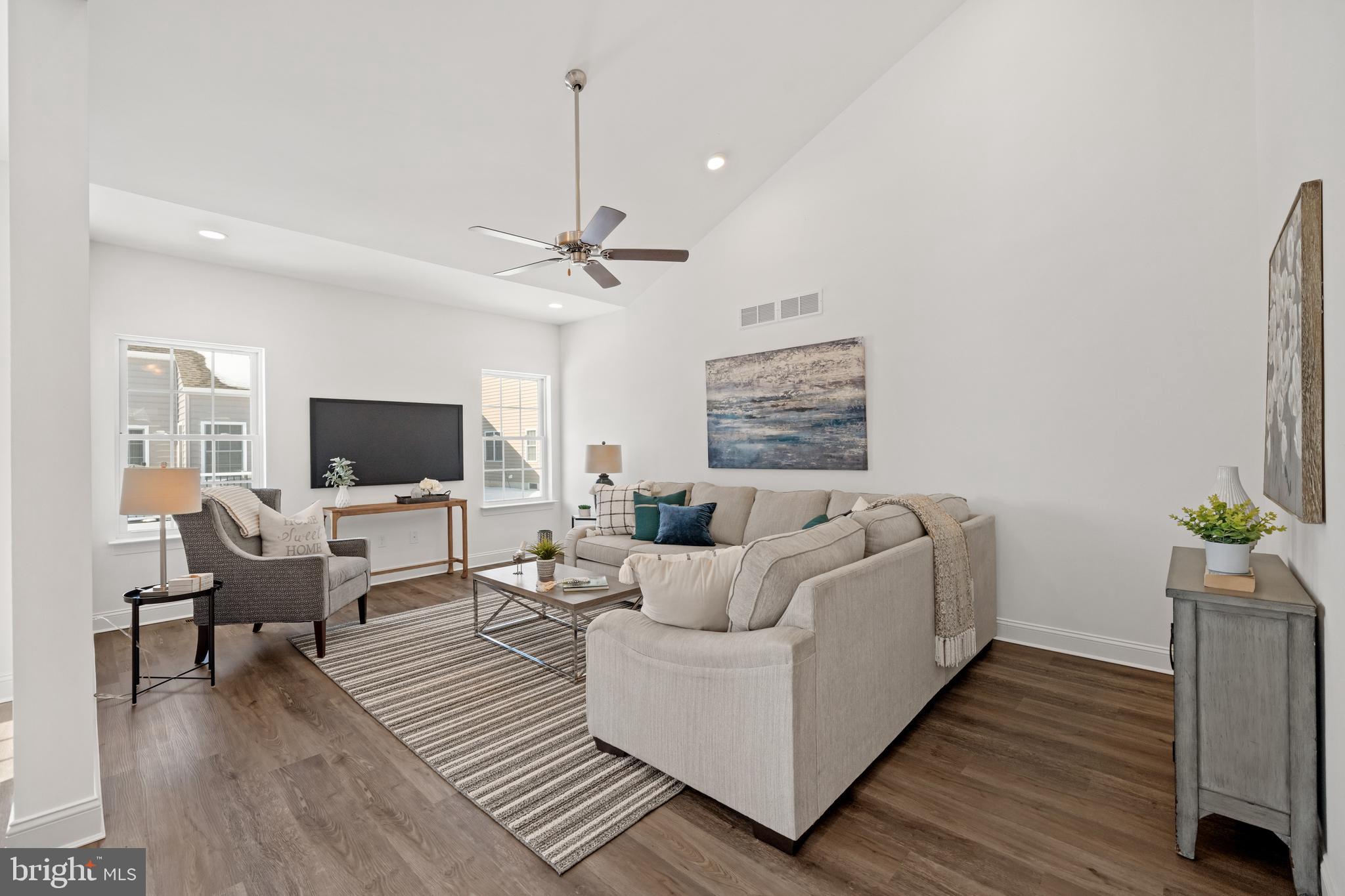 VILLAGE OF EASTRIDGE - Residential