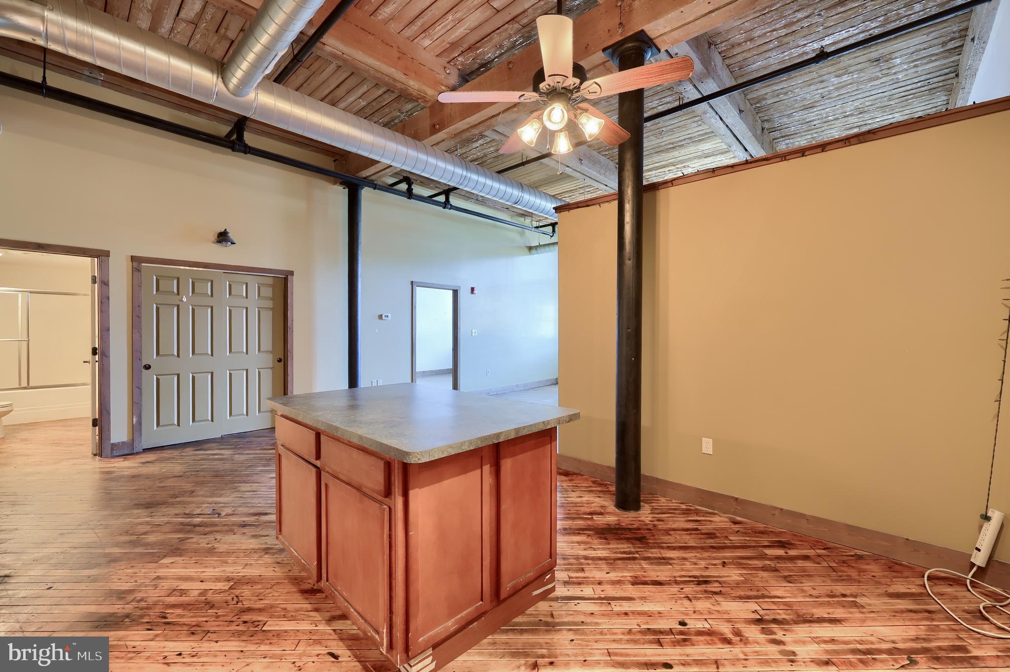 MONARCH MILLS - Residential