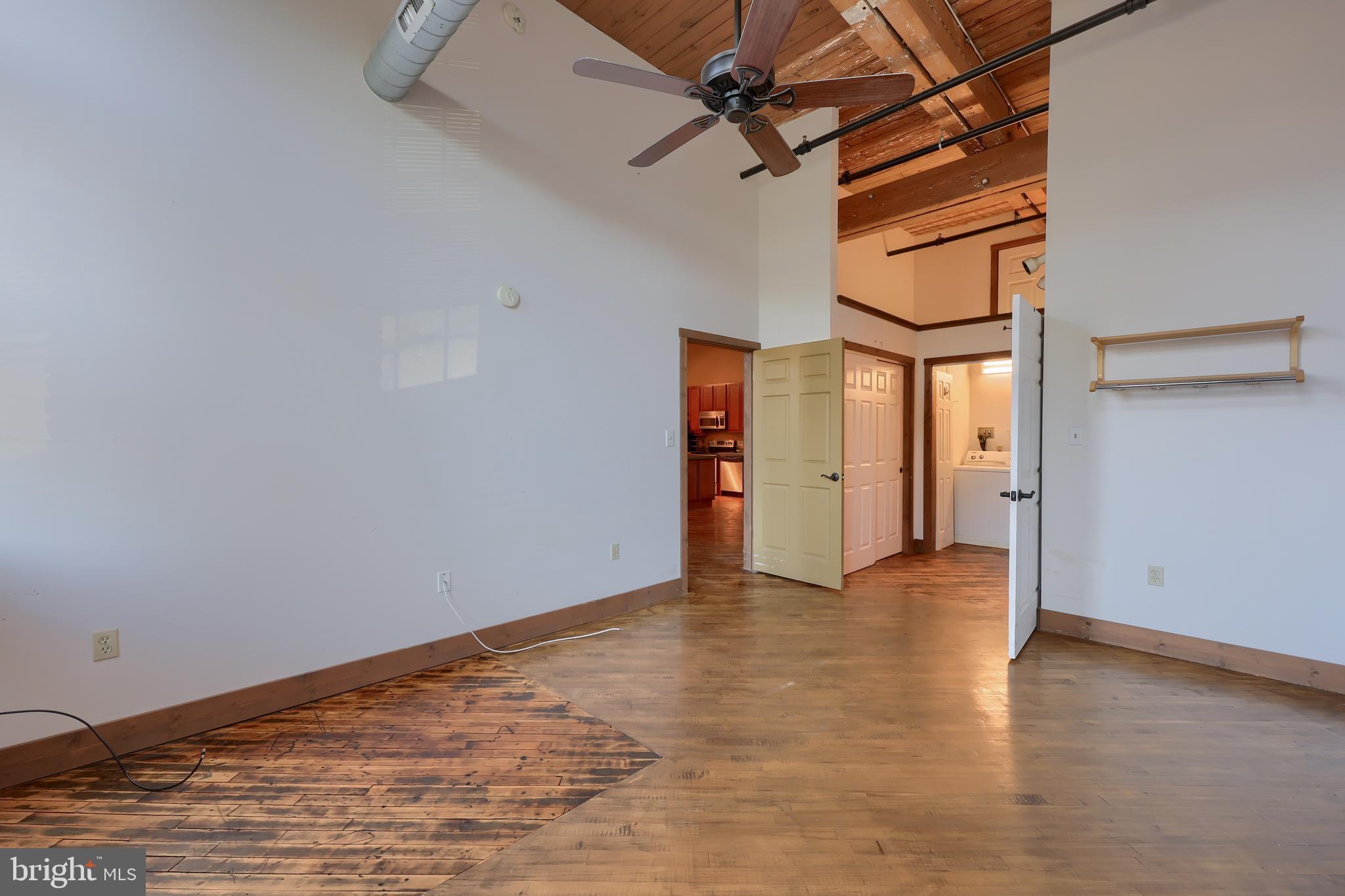 MONARCH MILLS - Residential