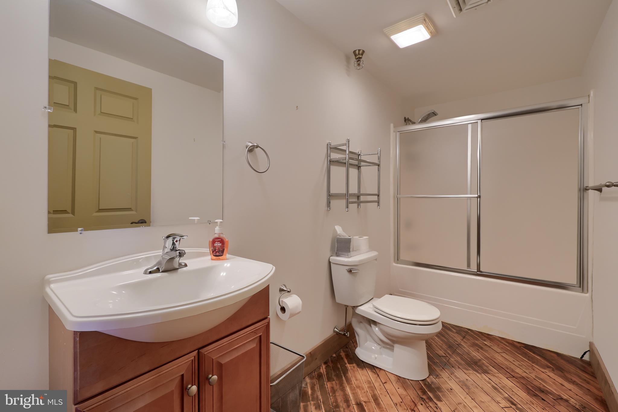 MONARCH MILLS - Residential