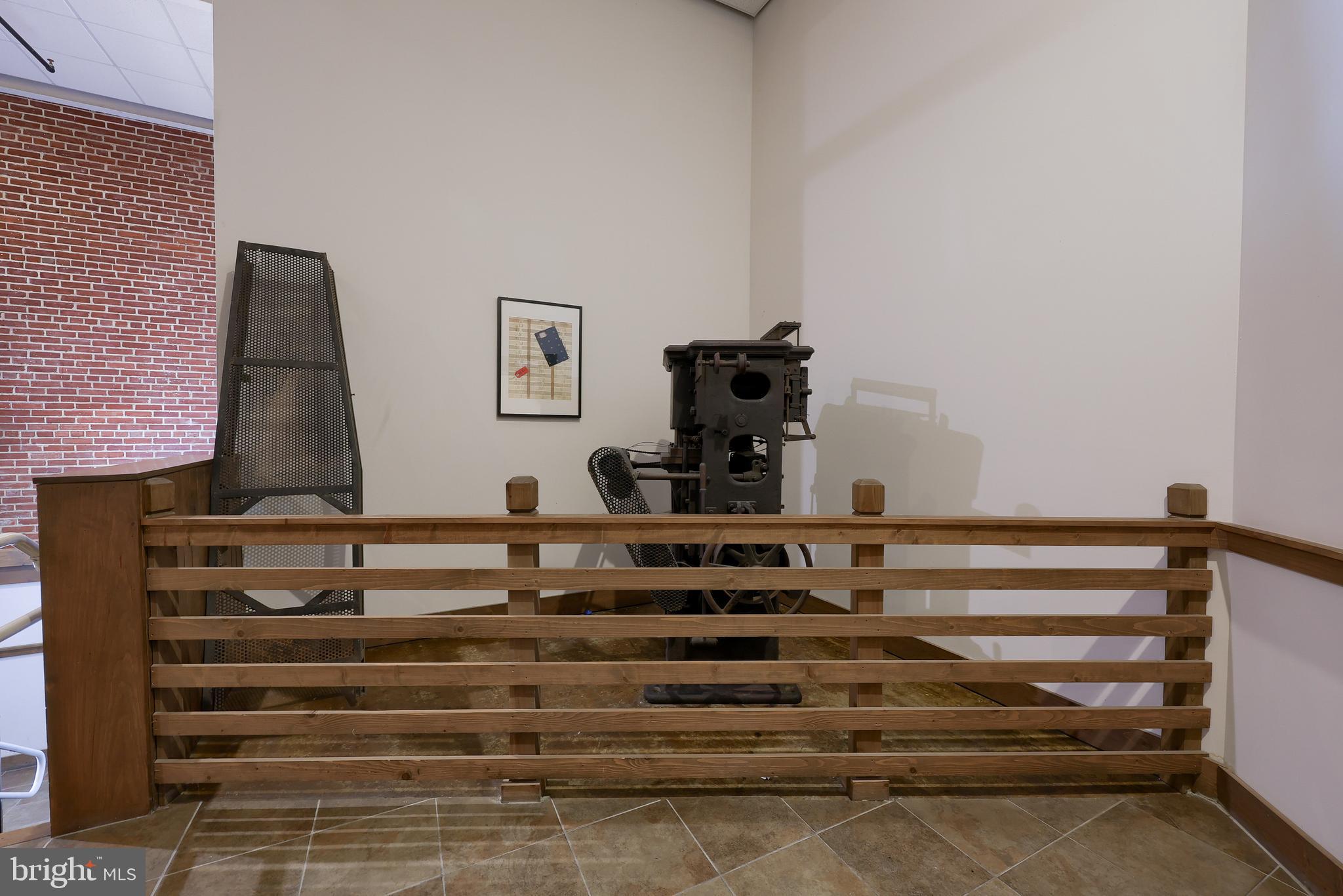 MONARCH MILLS - Residential