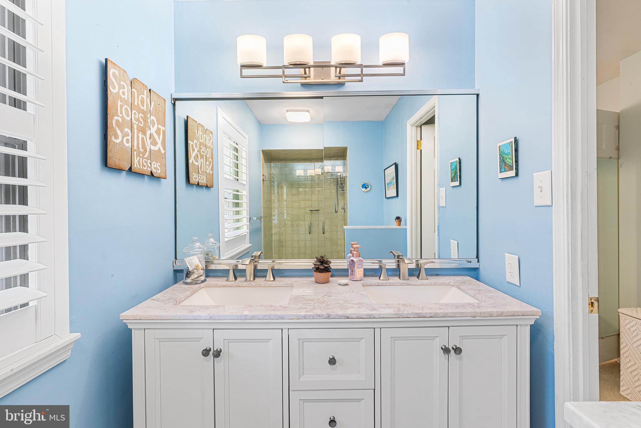 WEATHERSTONE - Residential