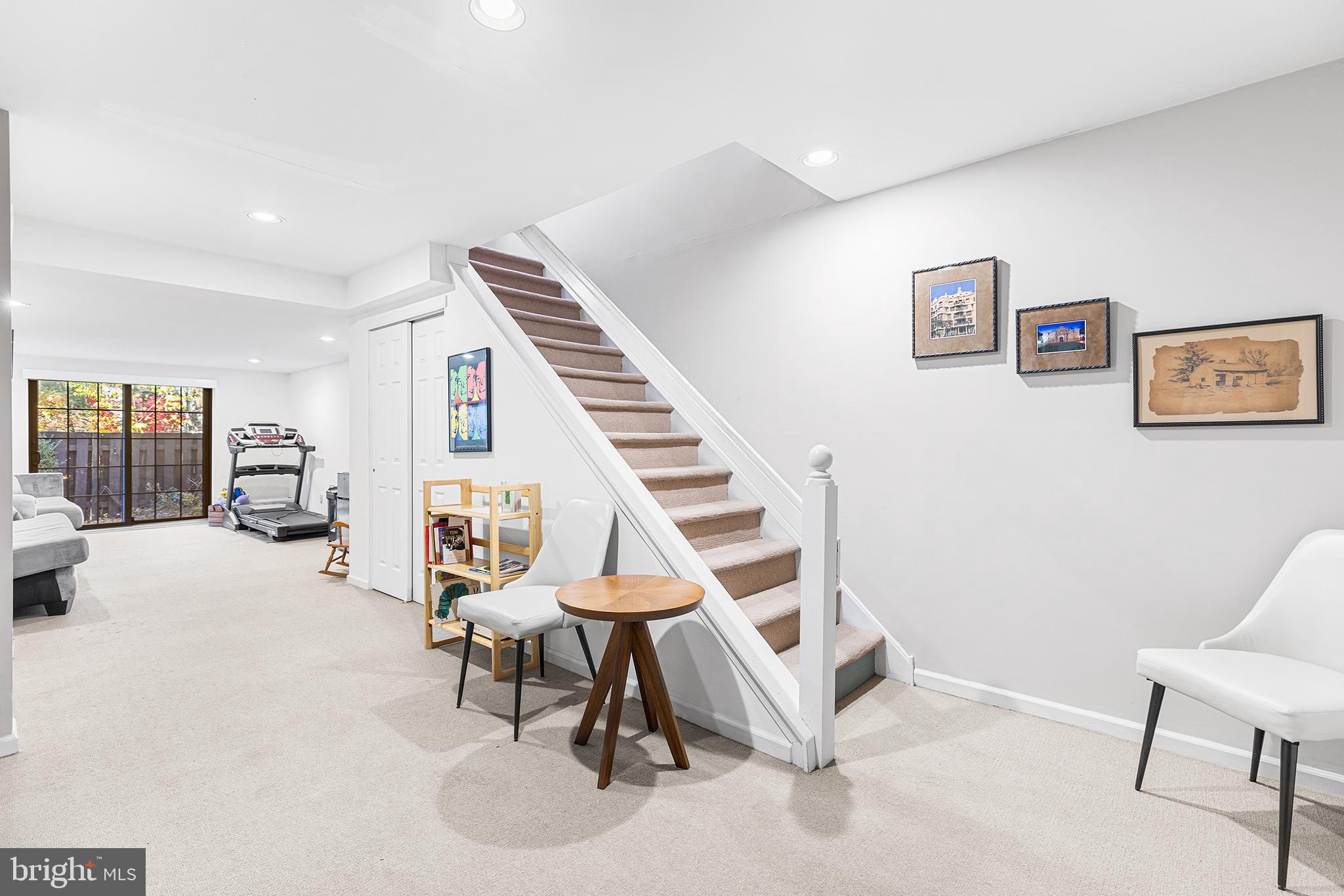 WEATHERSTONE - Residential