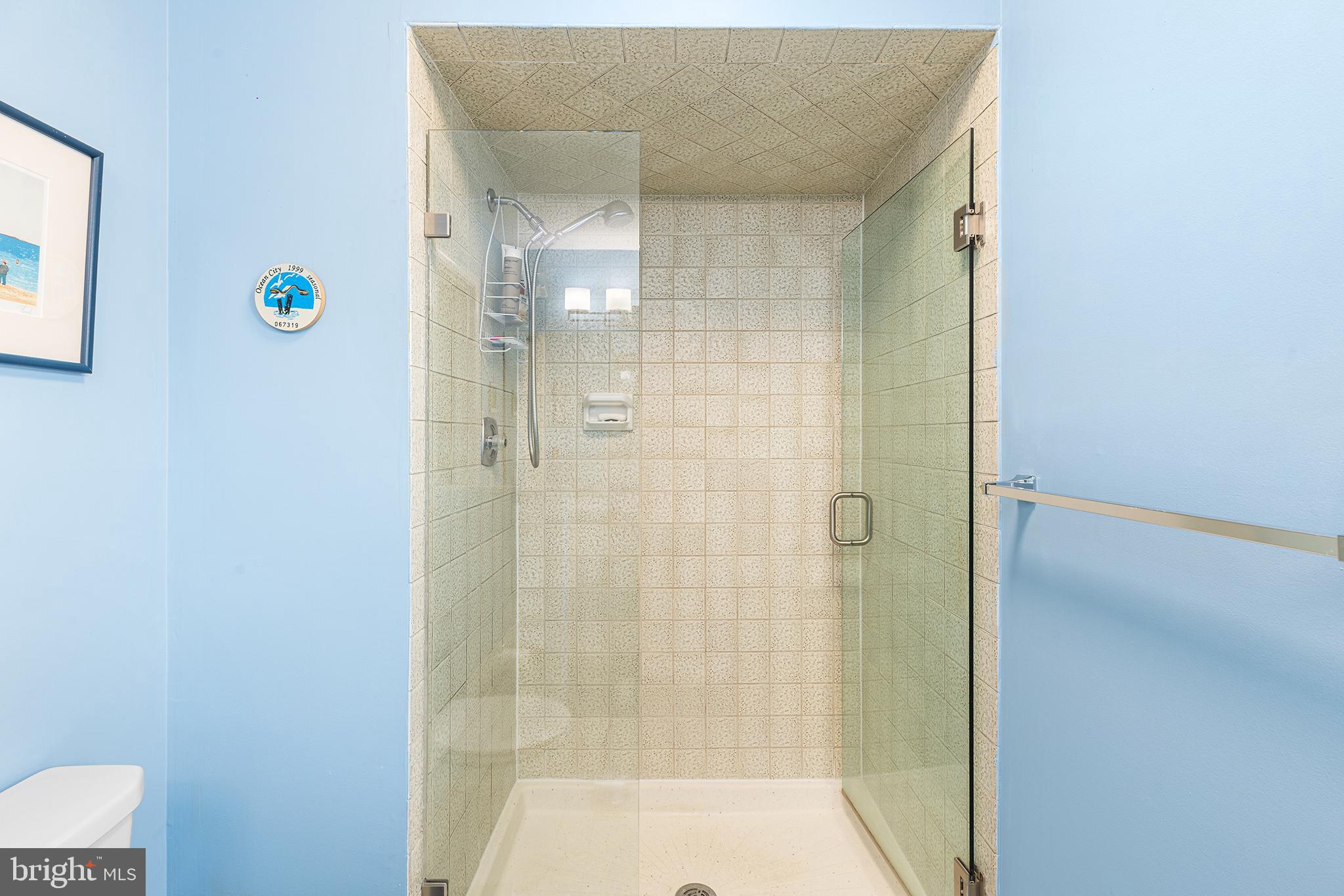 WEATHERSTONE - Residential