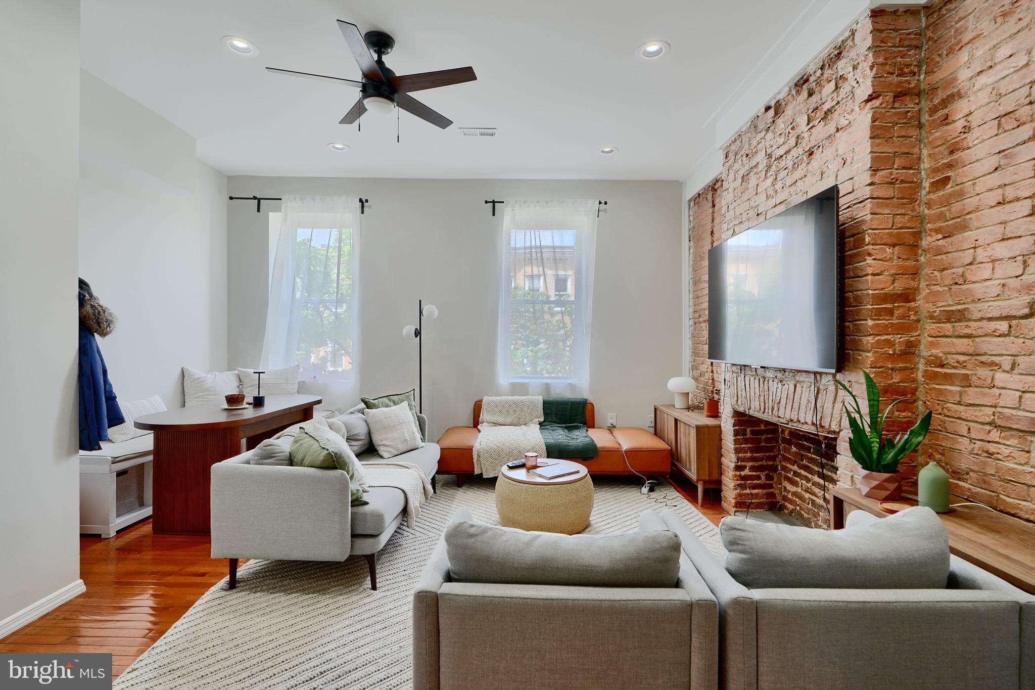 MOUNT VERNON - Residential Lease