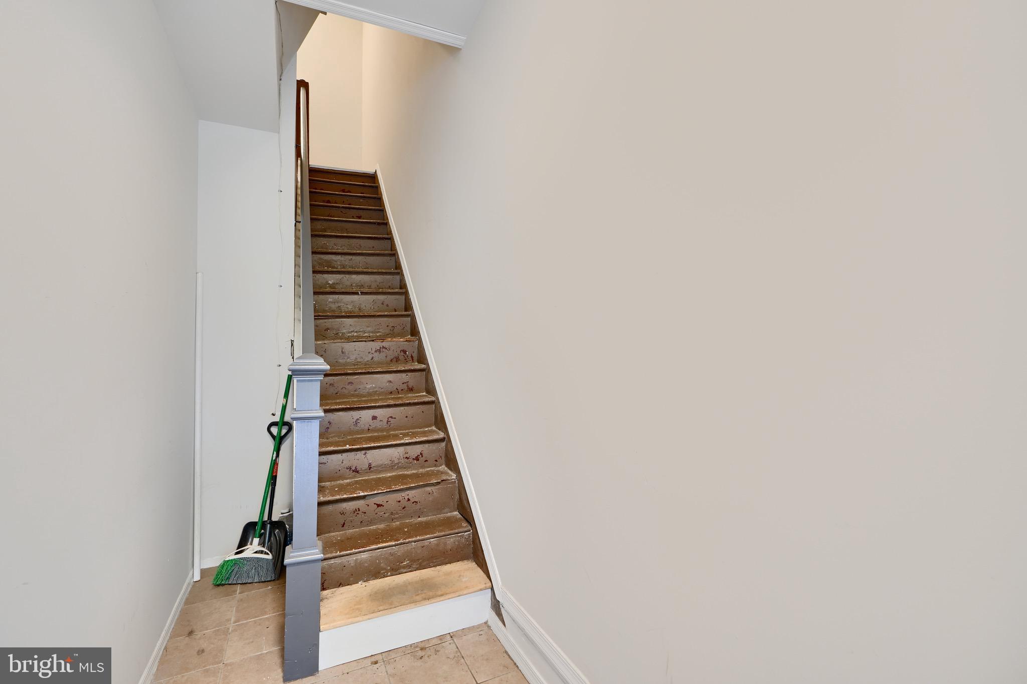 MOUNT VERNON - Residential Lease