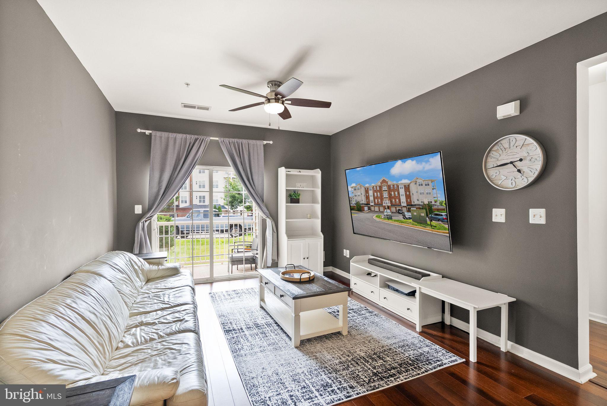 THE RESERVE CONDOMINIUMS - Residential Lease