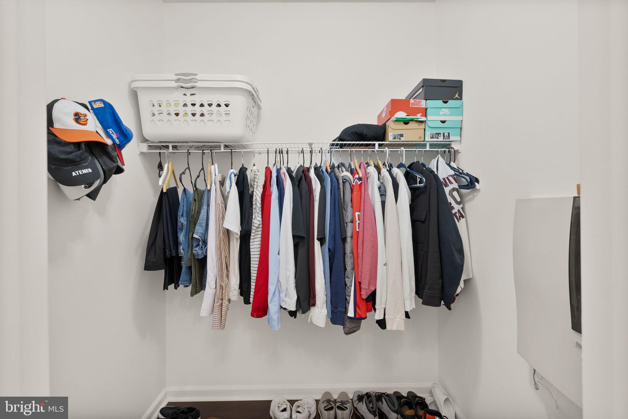 THE RESERVE CONDOMINIUMS - Residential Lease