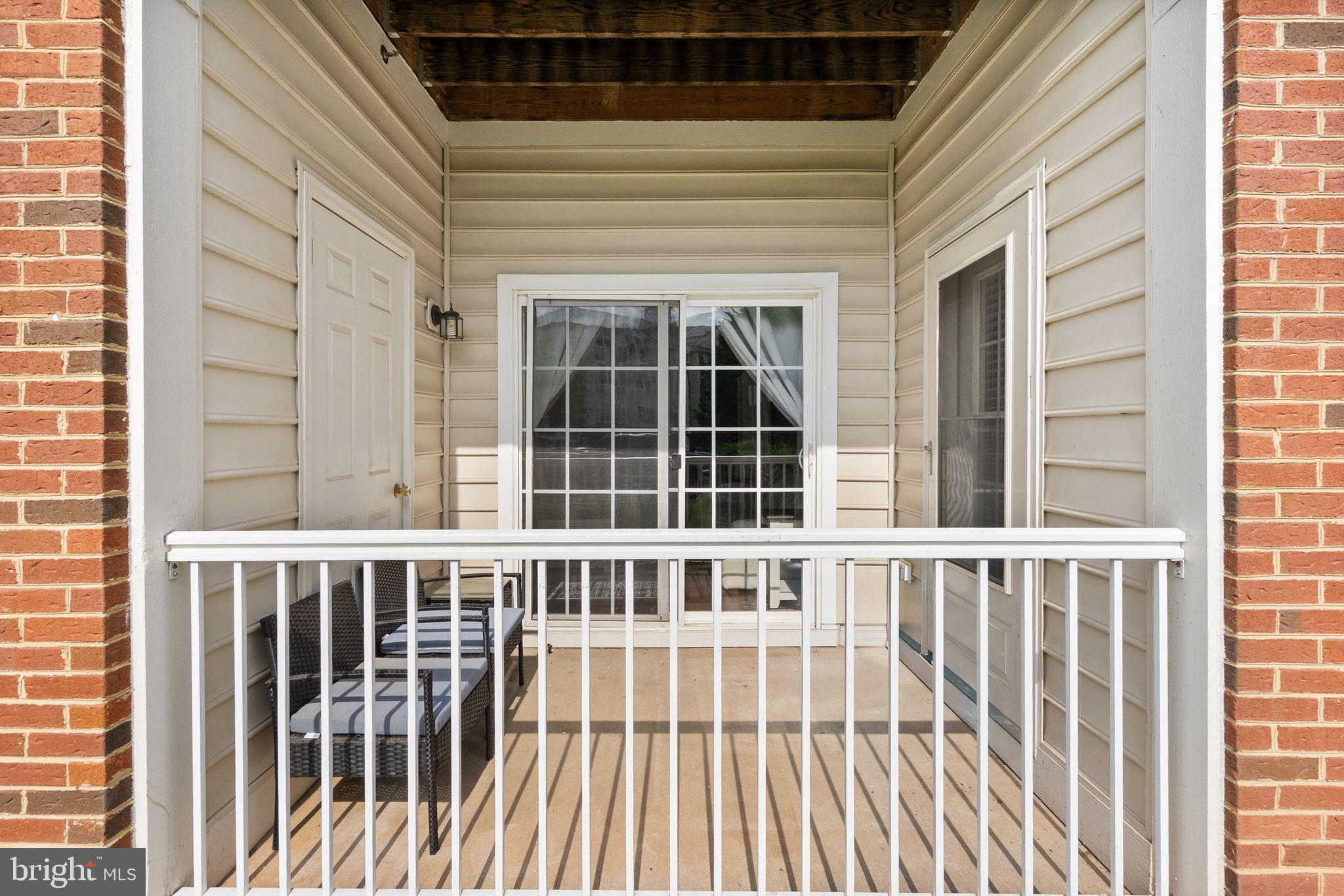 THE RESERVE CONDOMINIUMS - Residential Lease