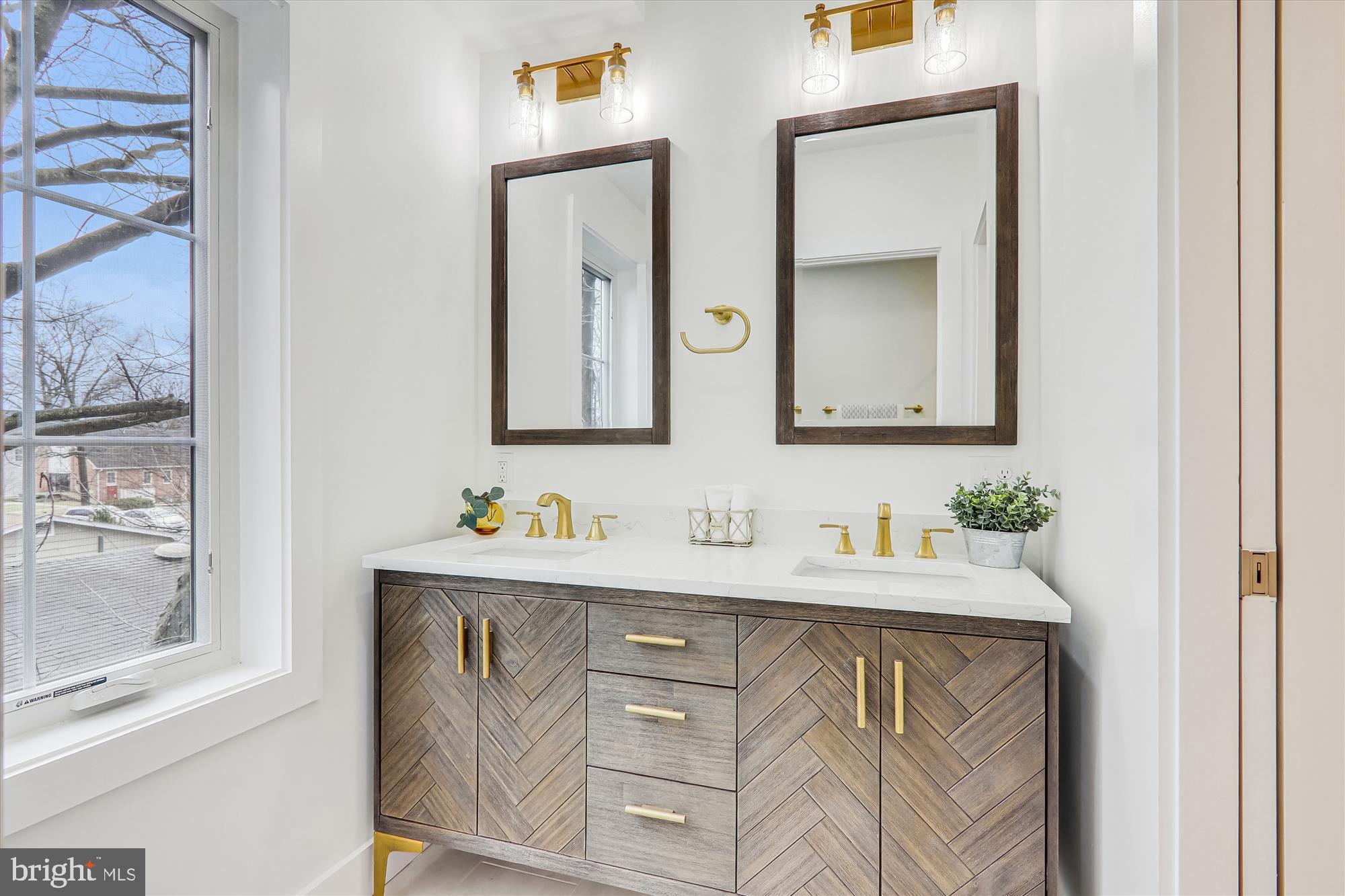 TAKOMA PARK - Residential